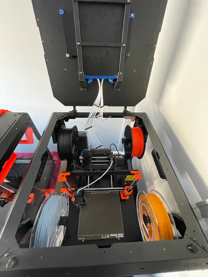 MMU3 Buffer Prusa Enclosure Internal Lid Mount (Mod 1) by bryn51