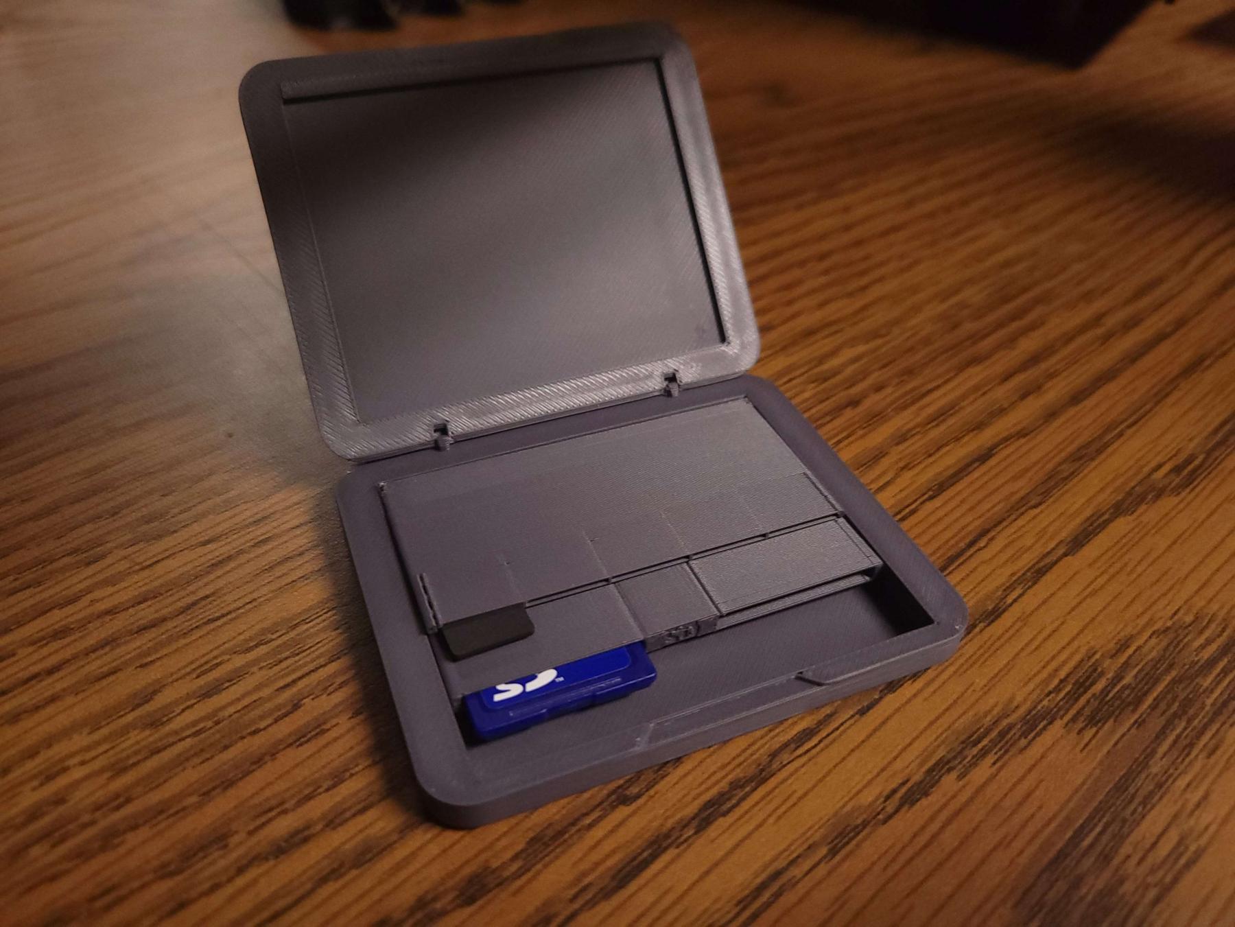 Miniatura 3 do modelo 3D Modular and Discrete SD/MicroSD card Case.