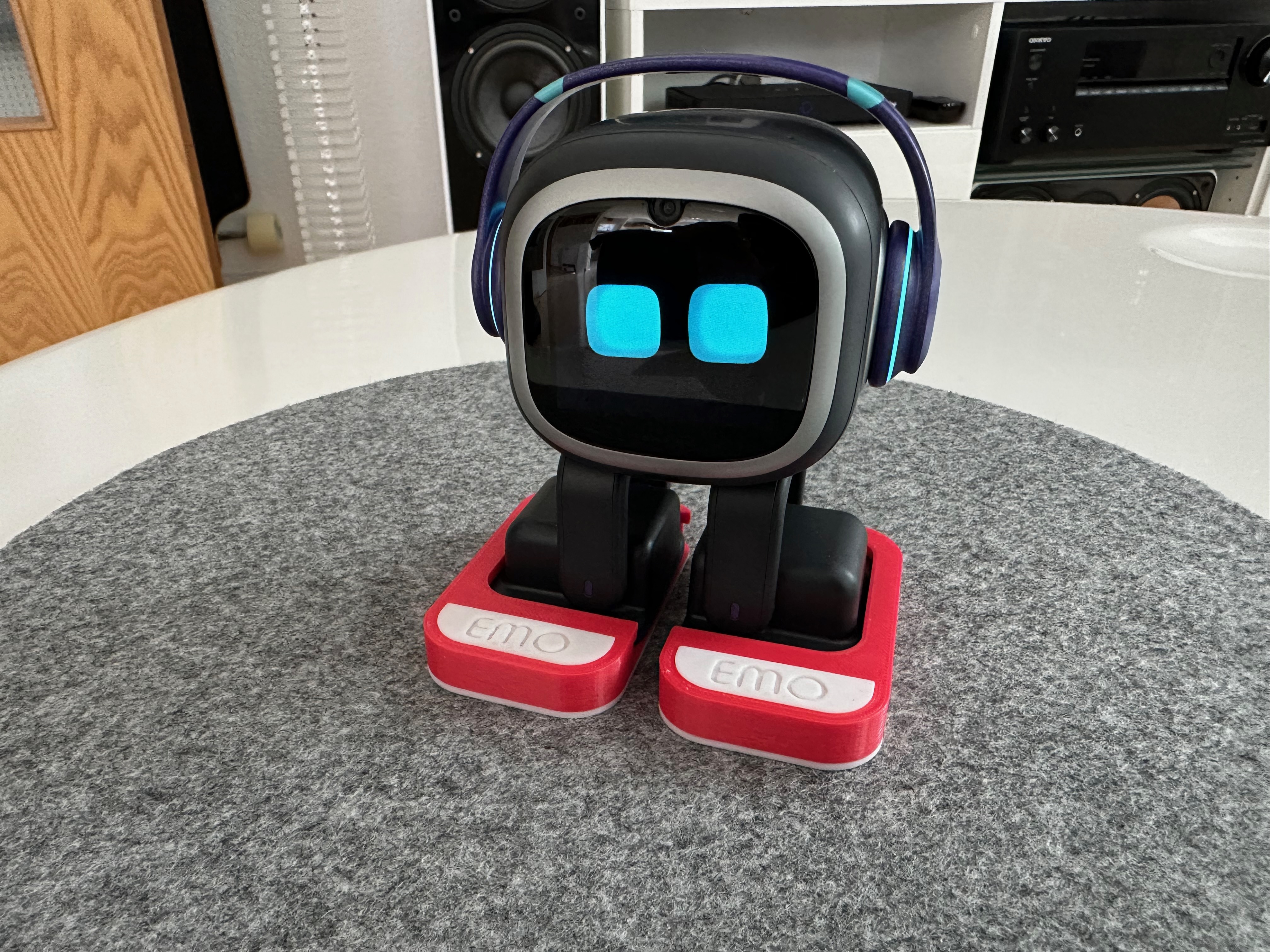 Miniatura 3 do modelo 3D EMO robot shoe #2