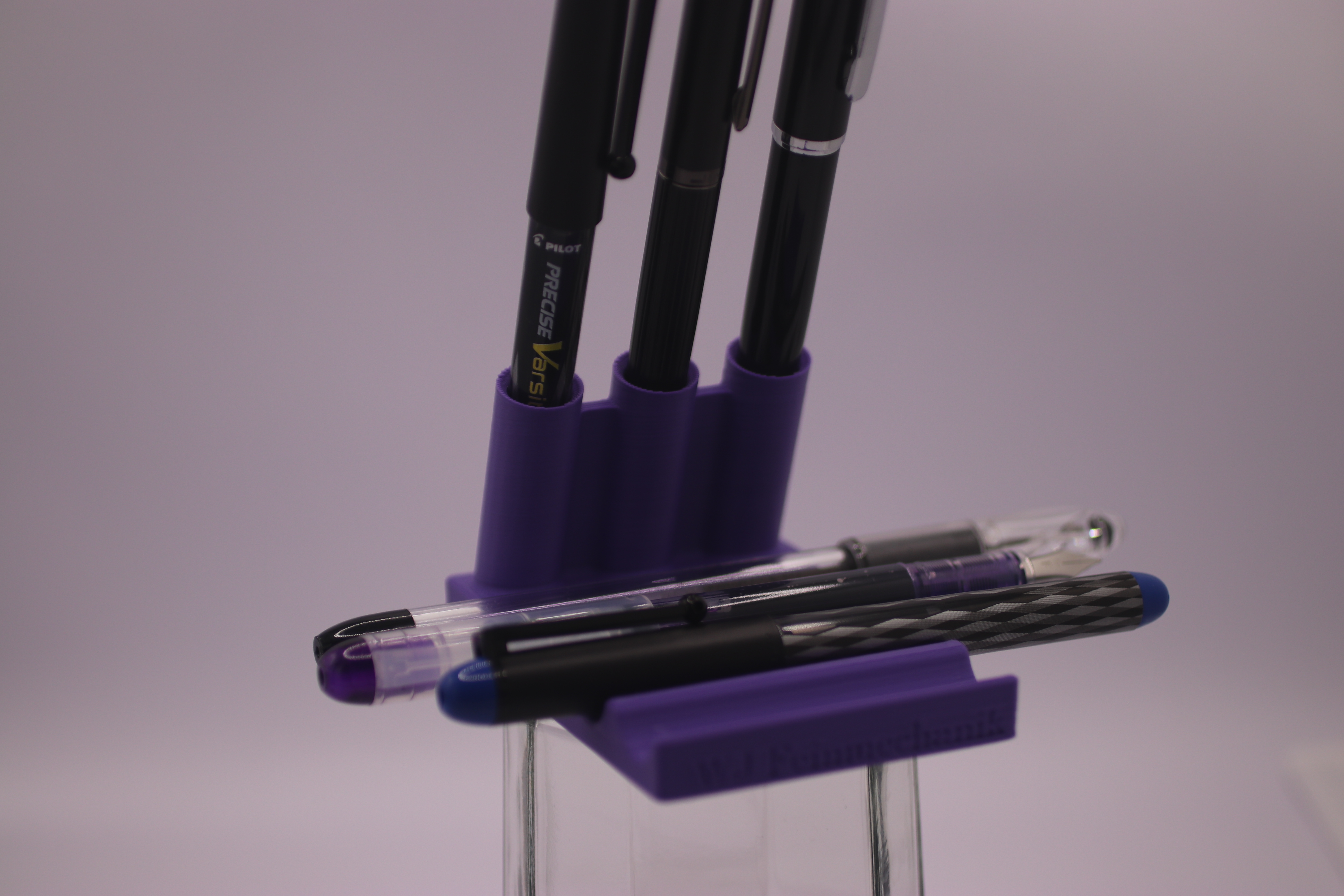 Pen Holder - three ready to grab + four lying in wait