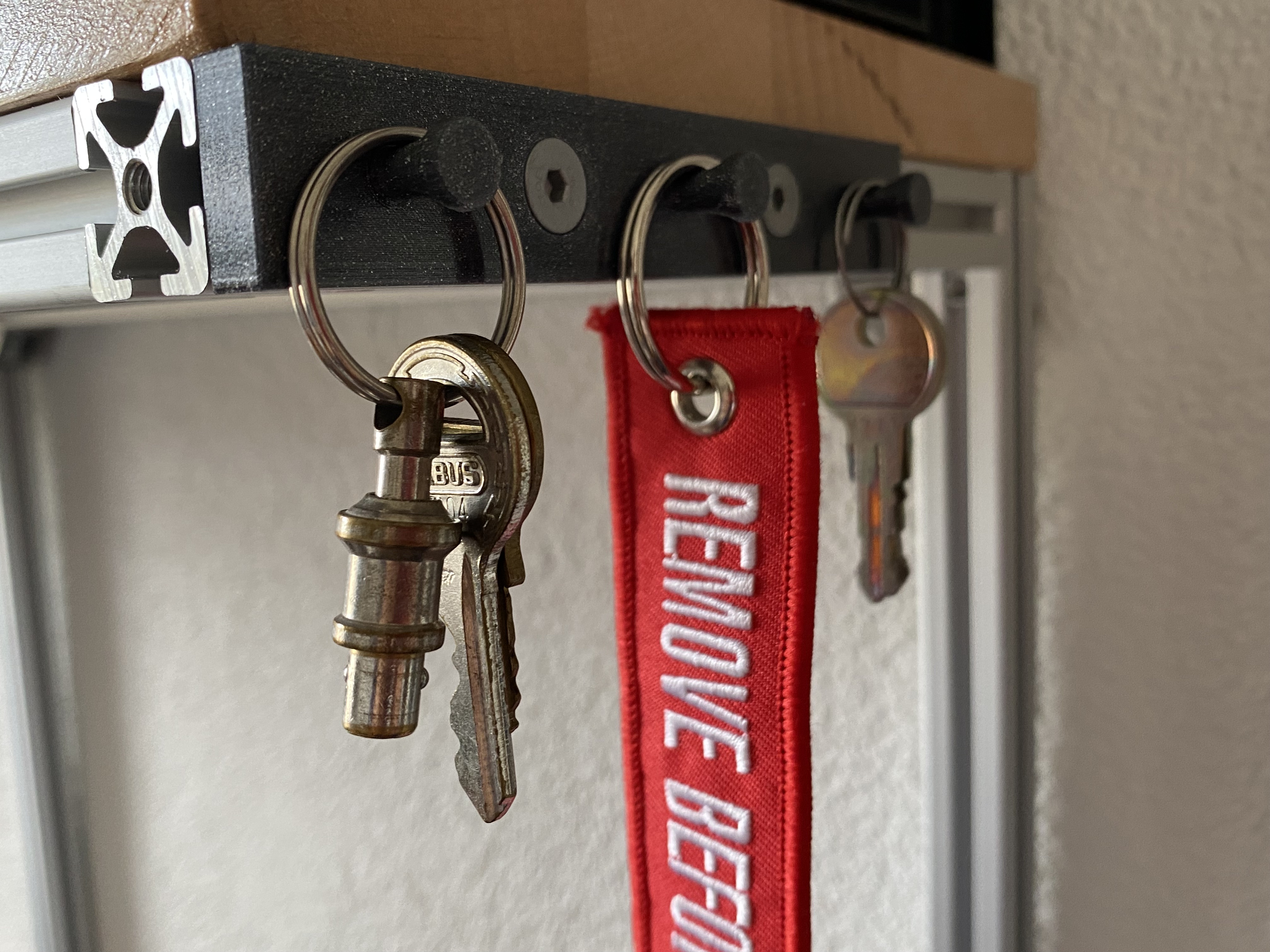 2020 Extrusion Key Holder