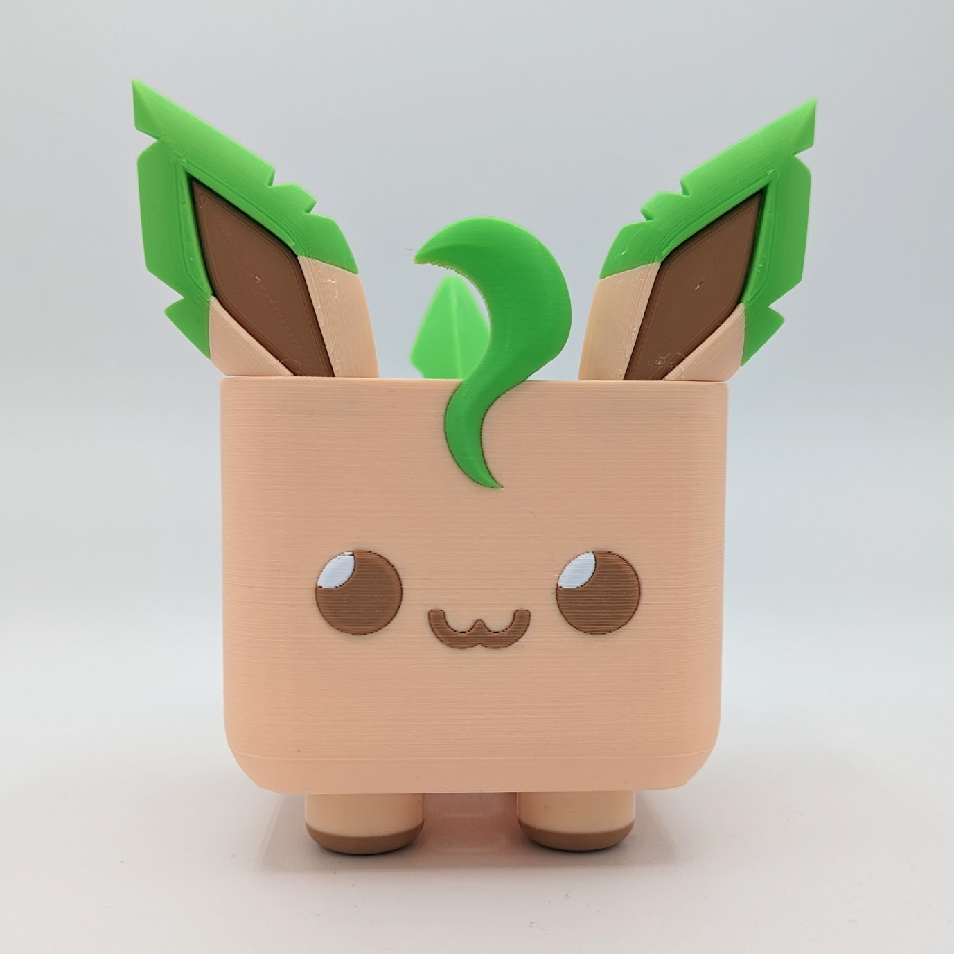 Leafeon planter - multicolour