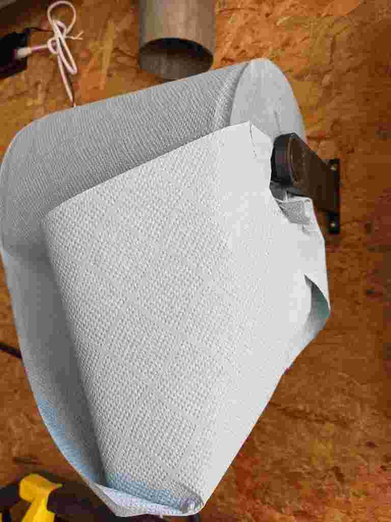 Kitchen Paper Roll Holder (for large rolls) by Dirk Vranckaert