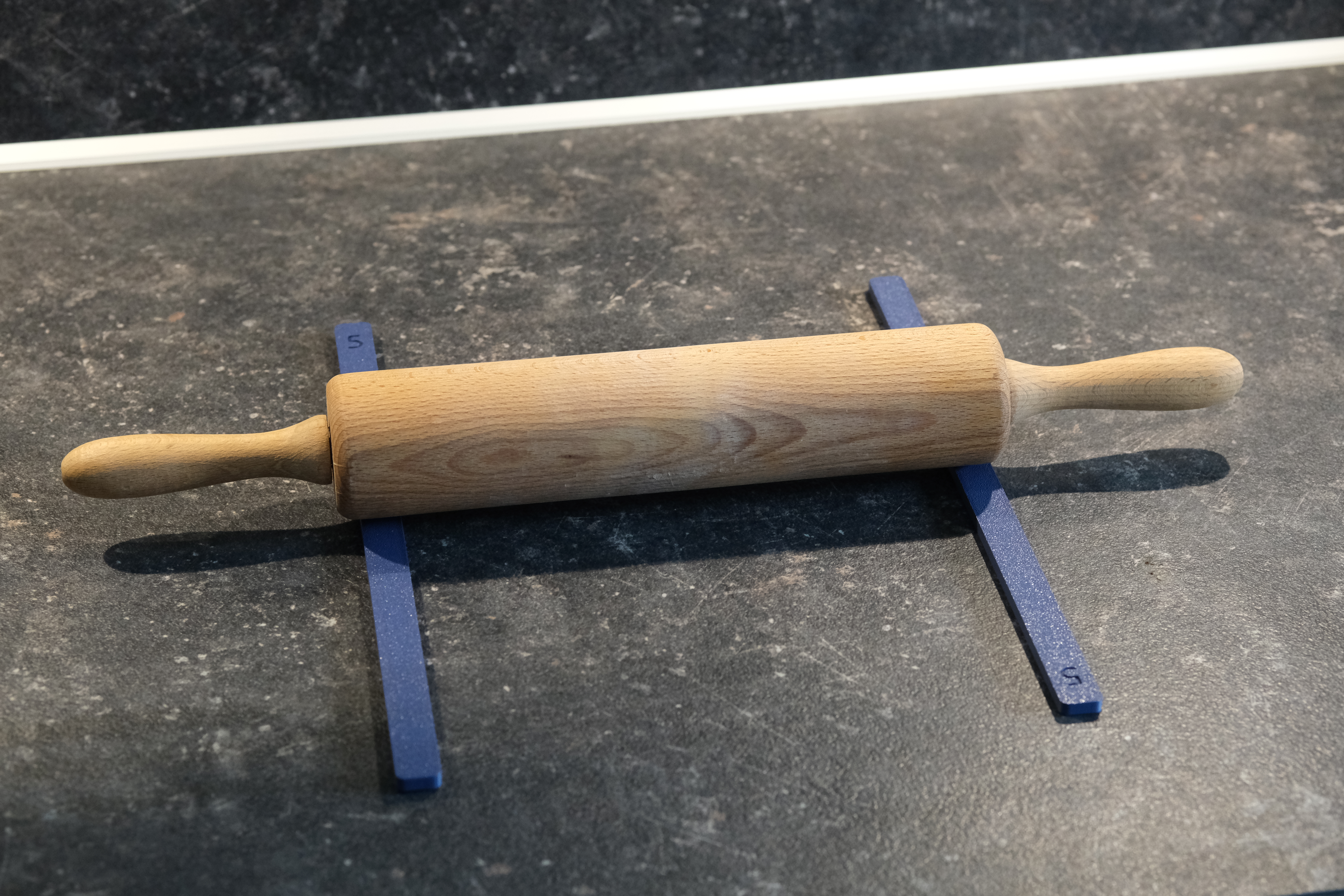 Spacing sticks for rolling out dough (3, 5, 10mm)