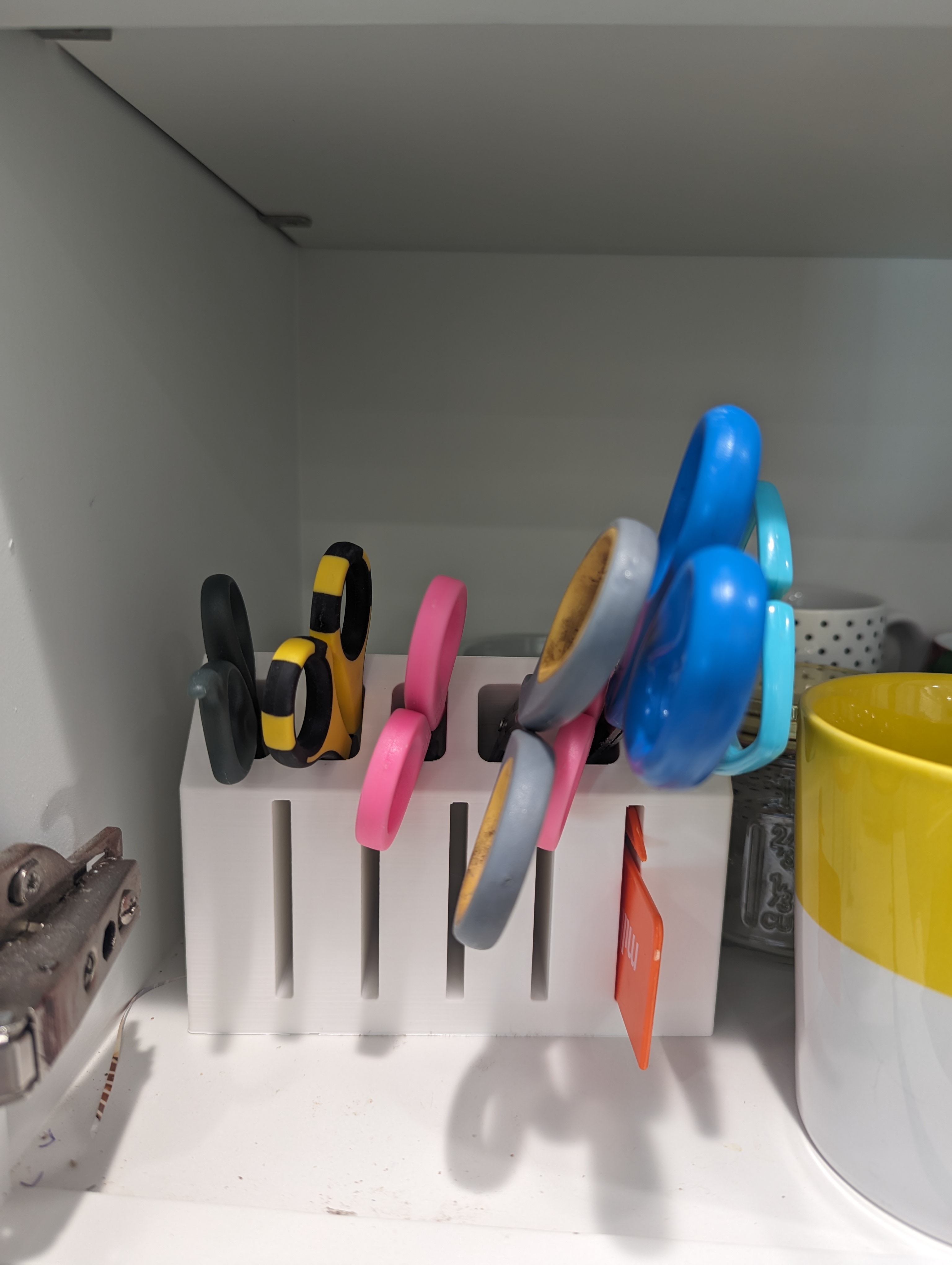 Scissor (6 sets) and card organizer (many)