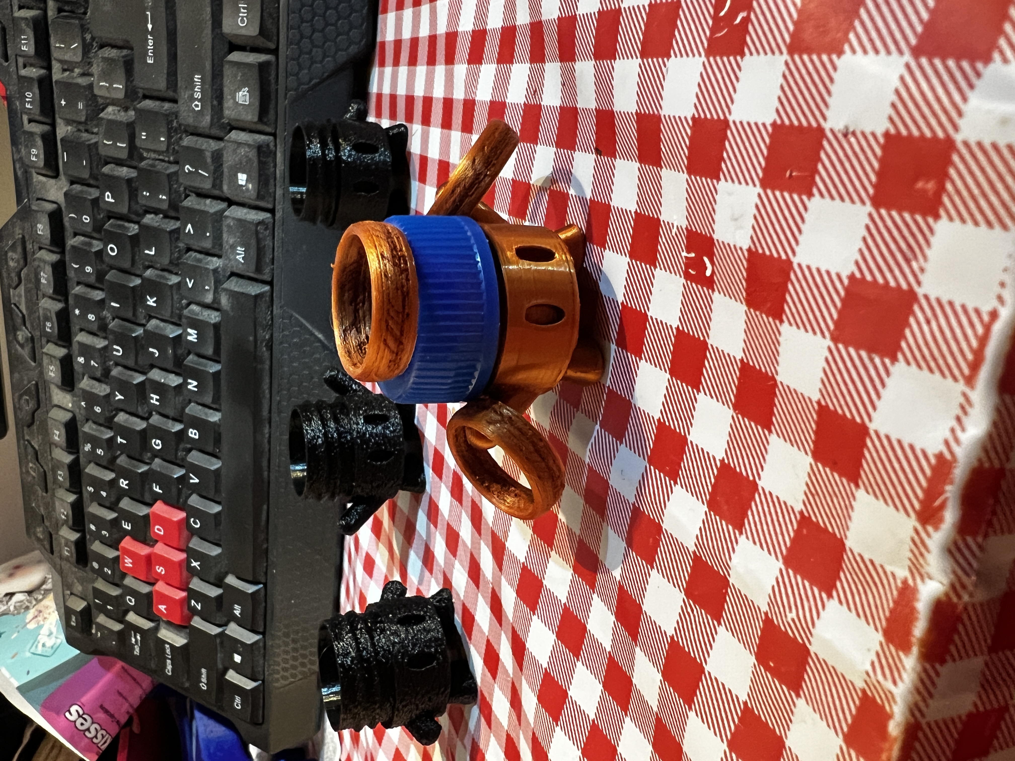 (Experiment) Lego compatible Bottlecap Boys