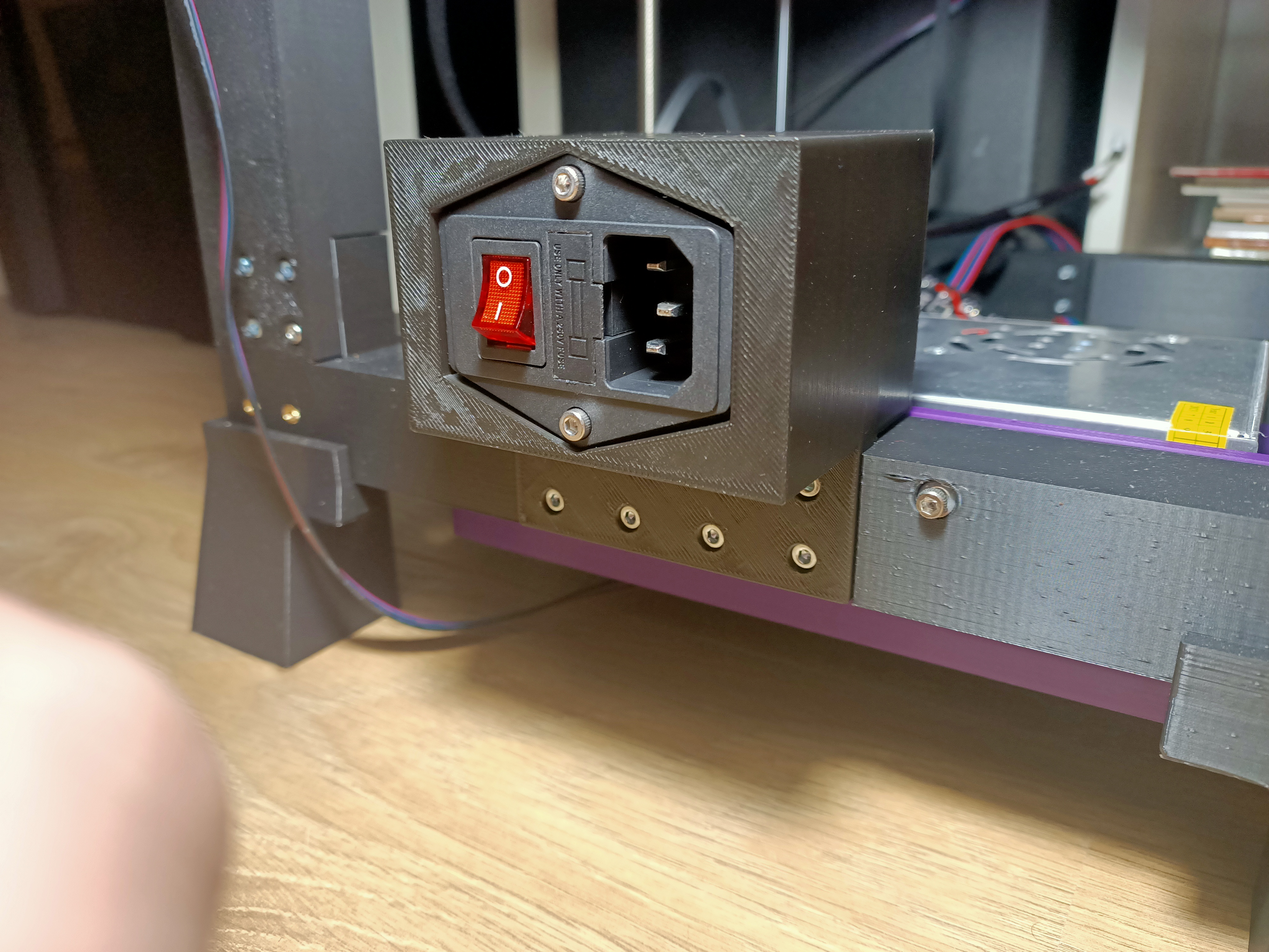Miniatura 9 do modelo 3D The100 printable printer power socket