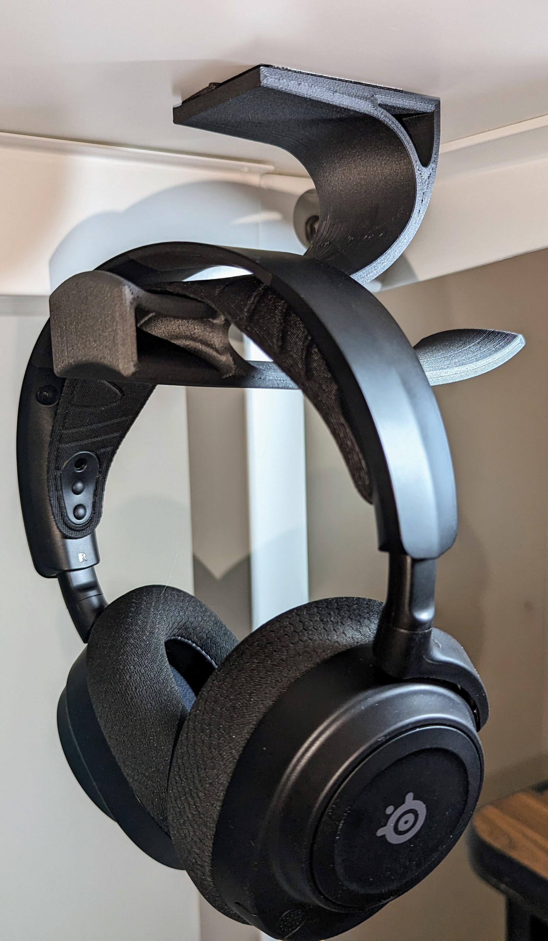Stylish Dual Headphone Holder Mount Under Desk by tseven Download