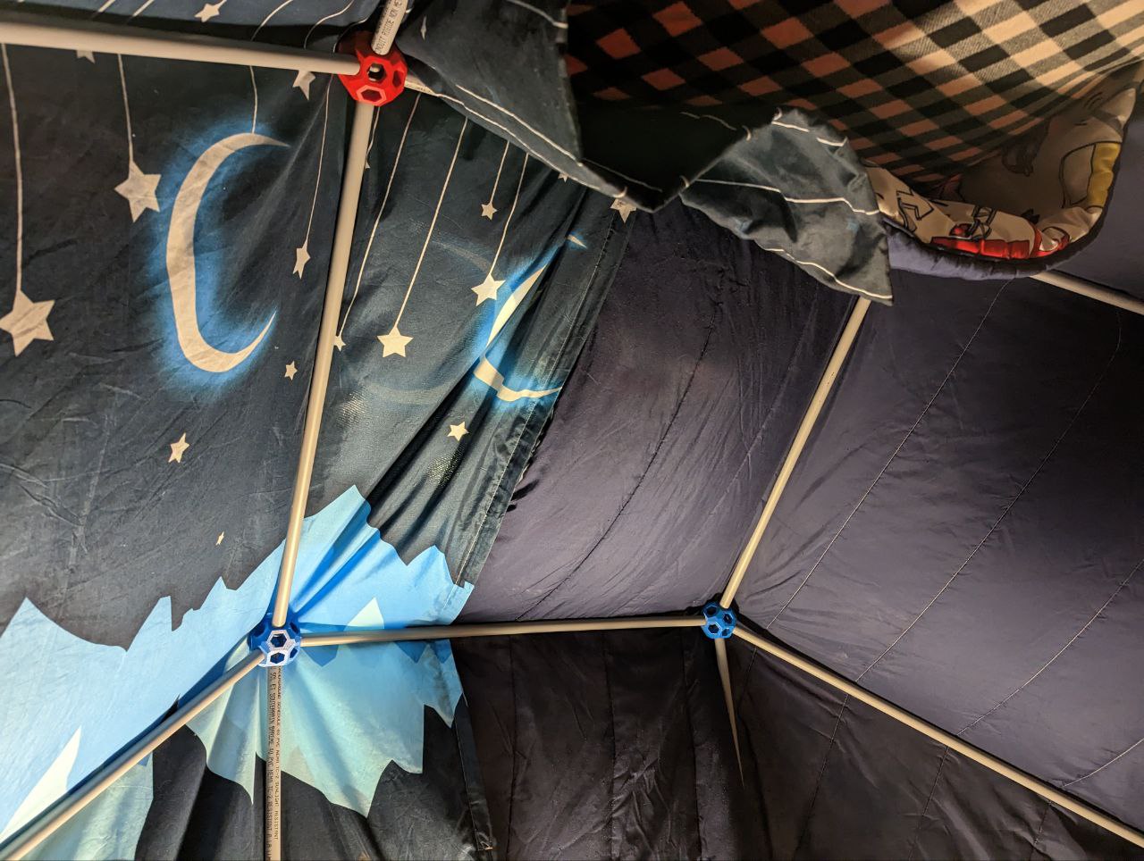 "Geodesic" Dome Blanket Fort - 1/2in PVC Edition
