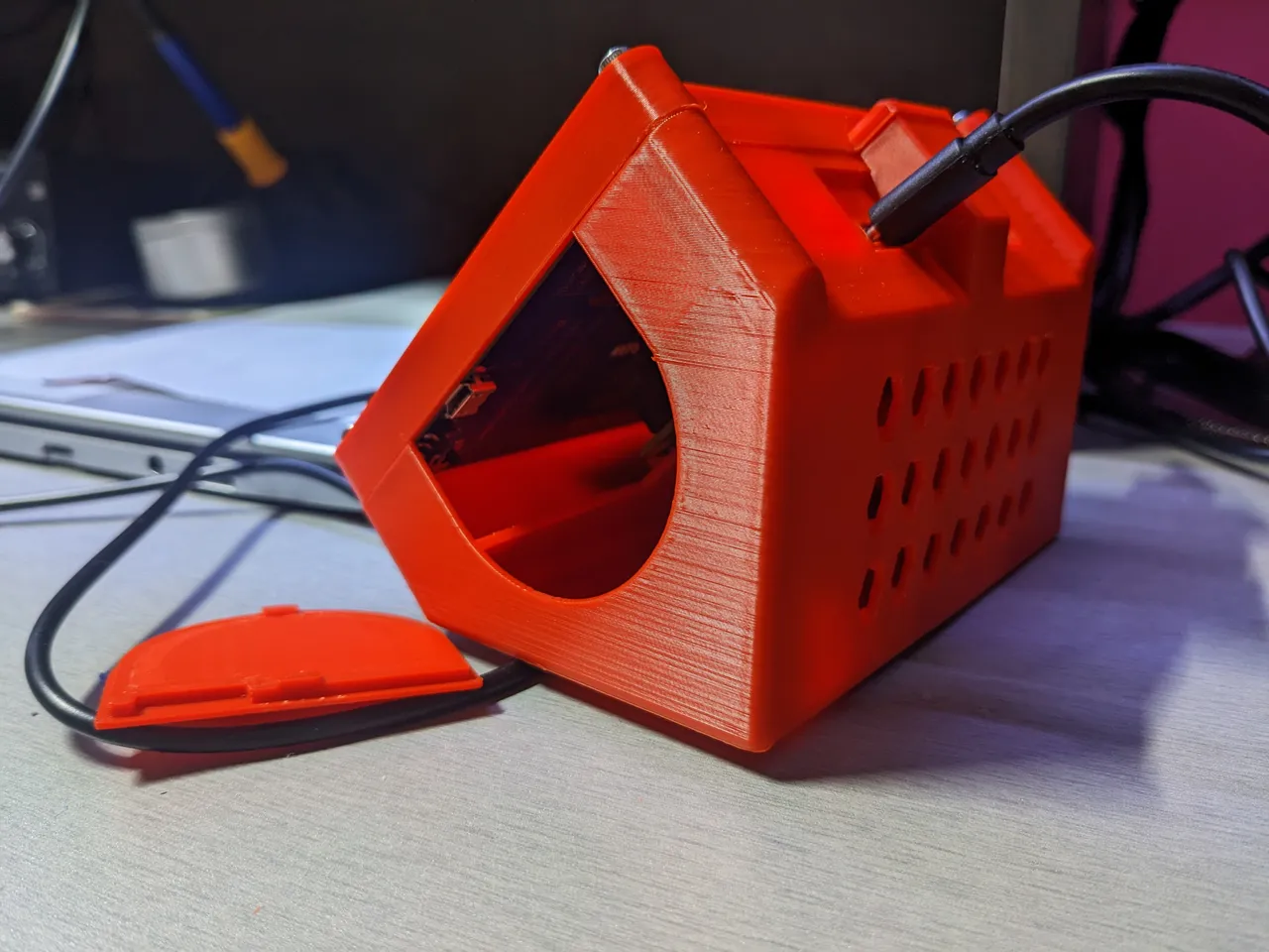 Raspberry Pi 4b case with 5