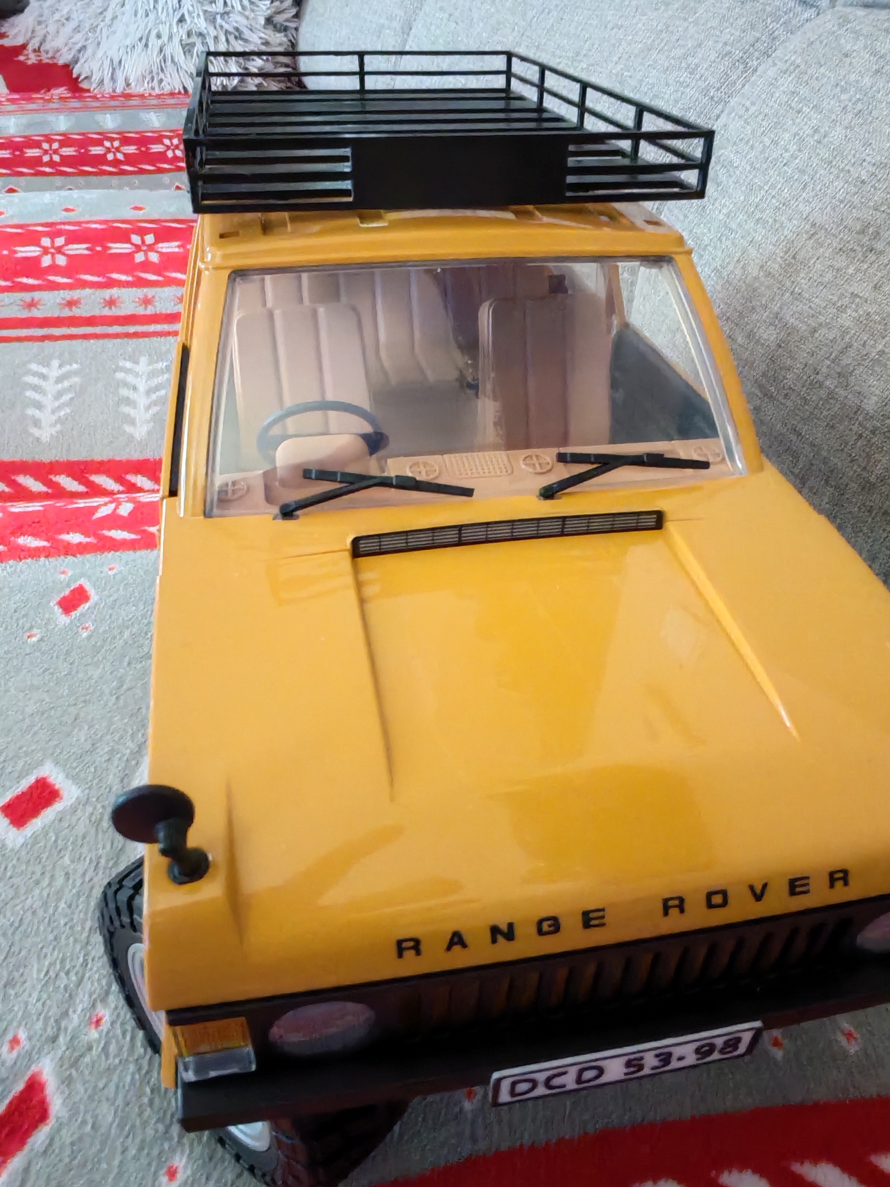 Střešní nosič pro model  Range Rover MN 168 v měřítku 1/12