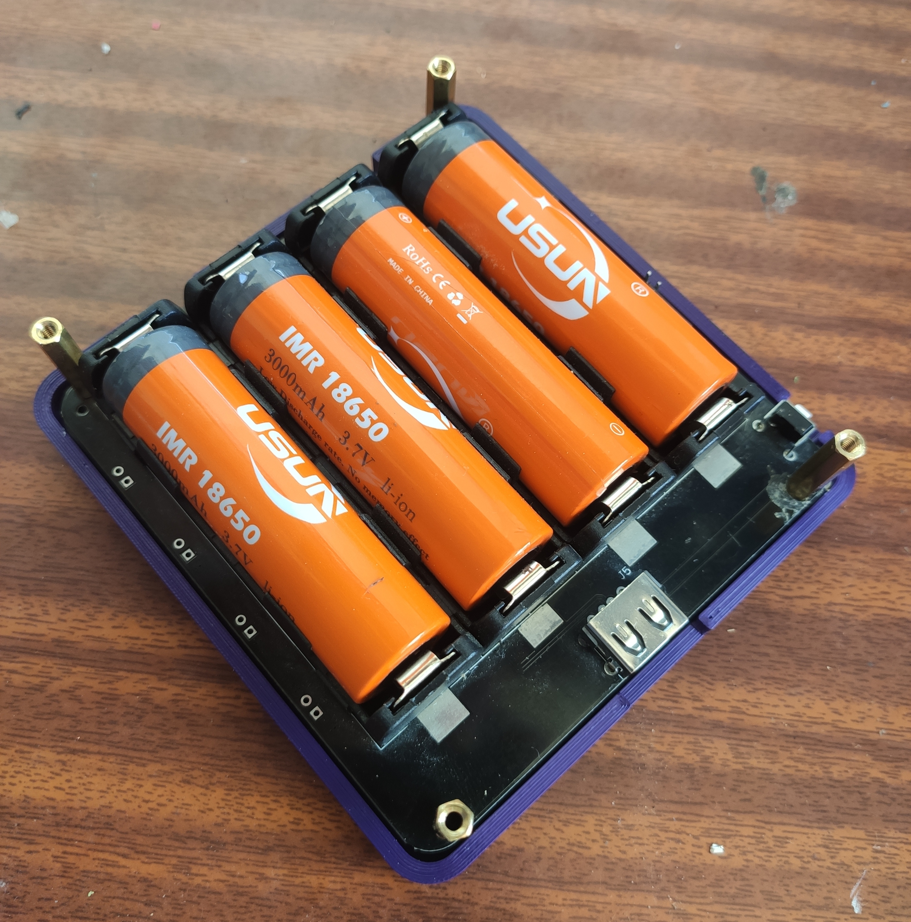 Enclosure for 4X 18650 lithium battery shield V8
