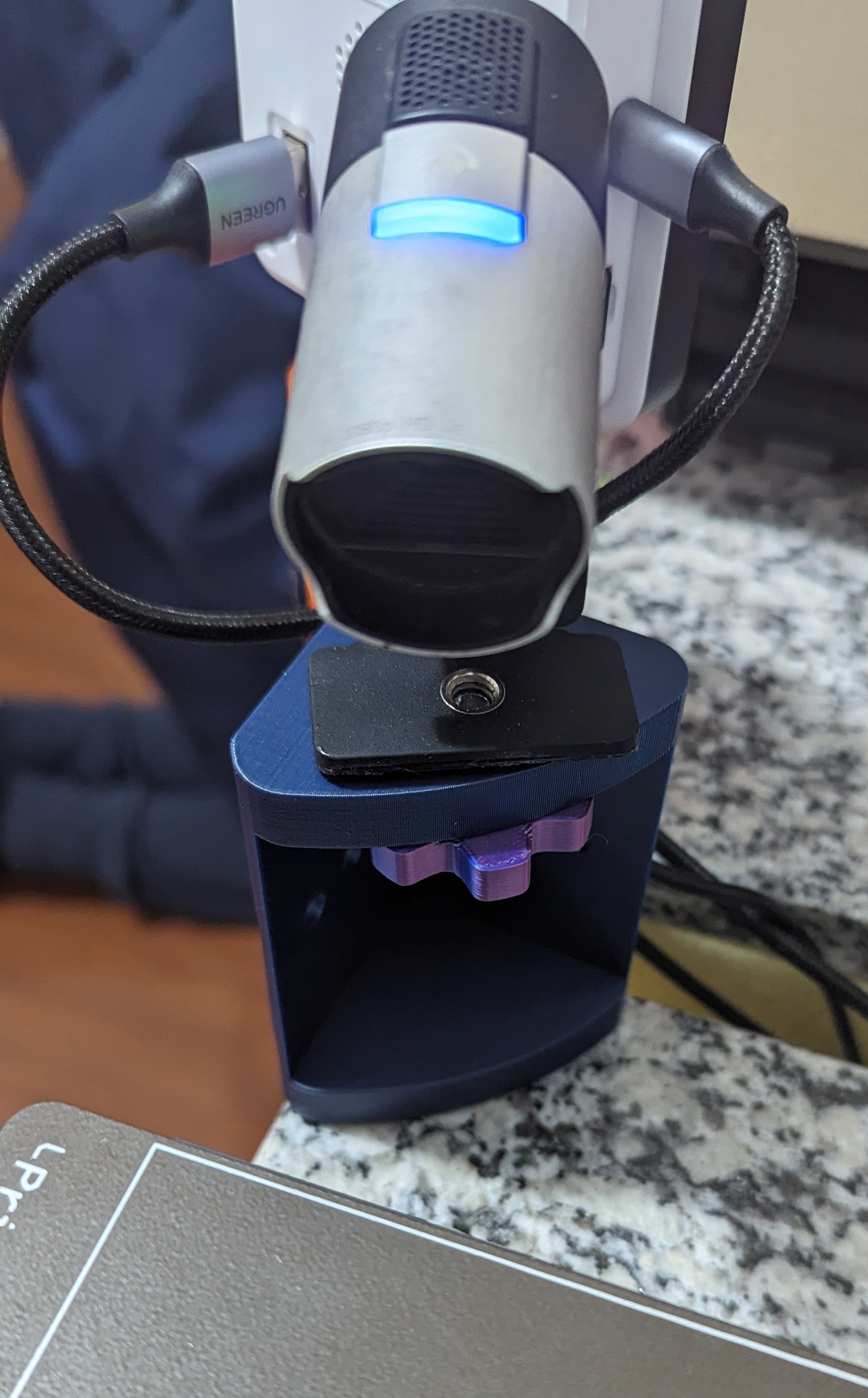 Simple Webcam Stand for 3d printing