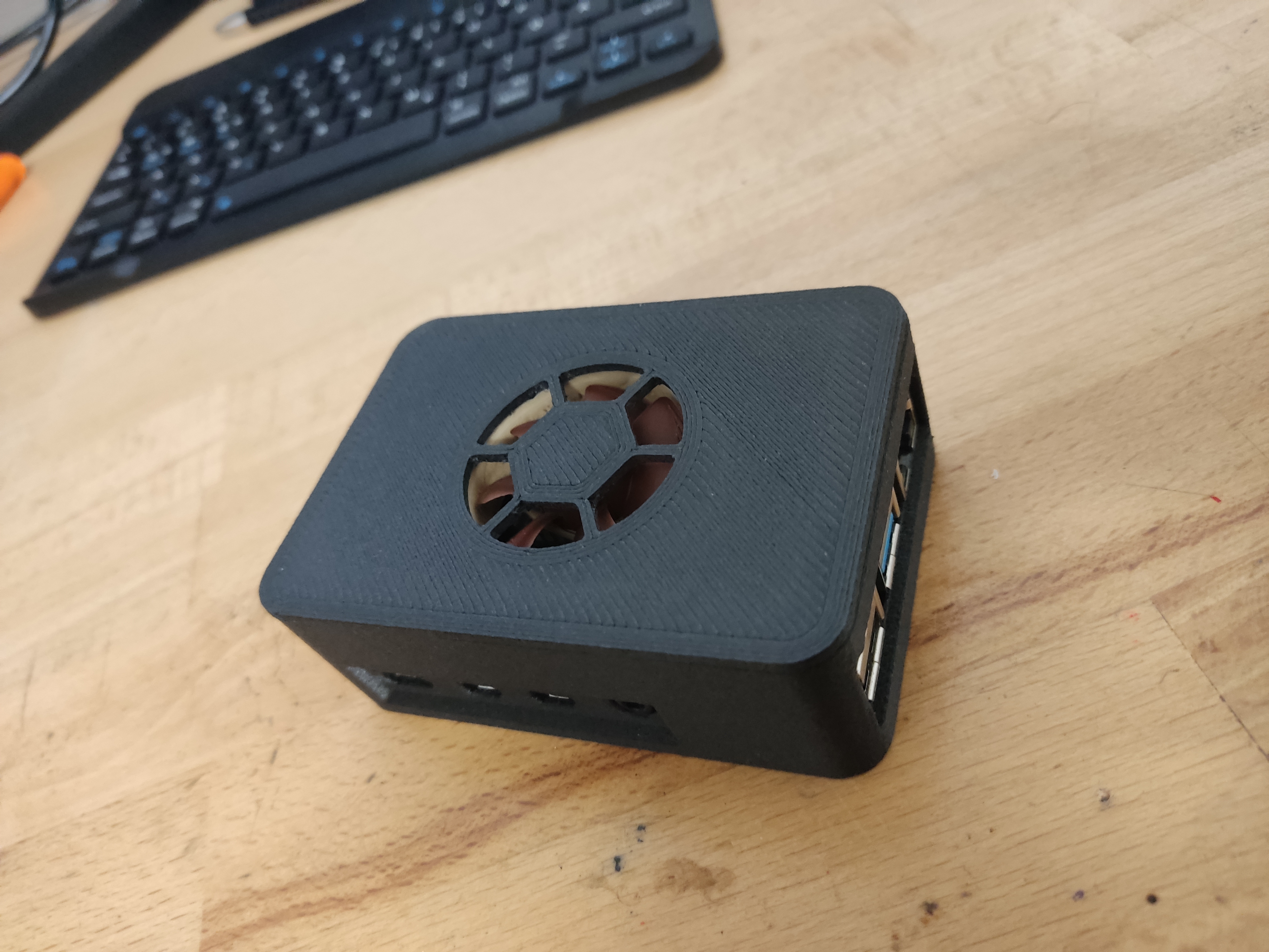 Miniatura 14 do modelo 3D Raspberry Pi 4 Case