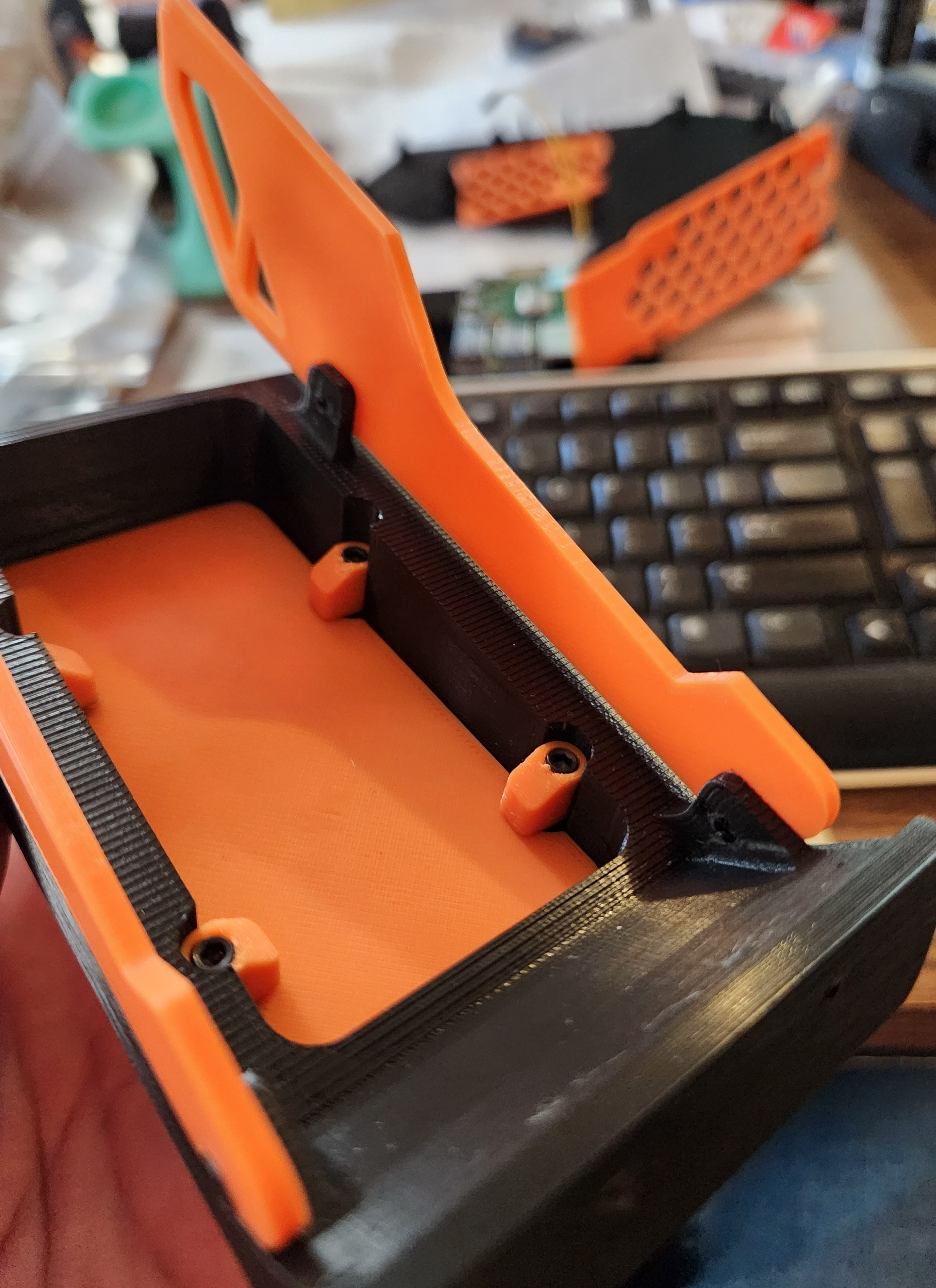 Miniatura 15 do modelo 3D Raspberry Pi Gaming PC style Case