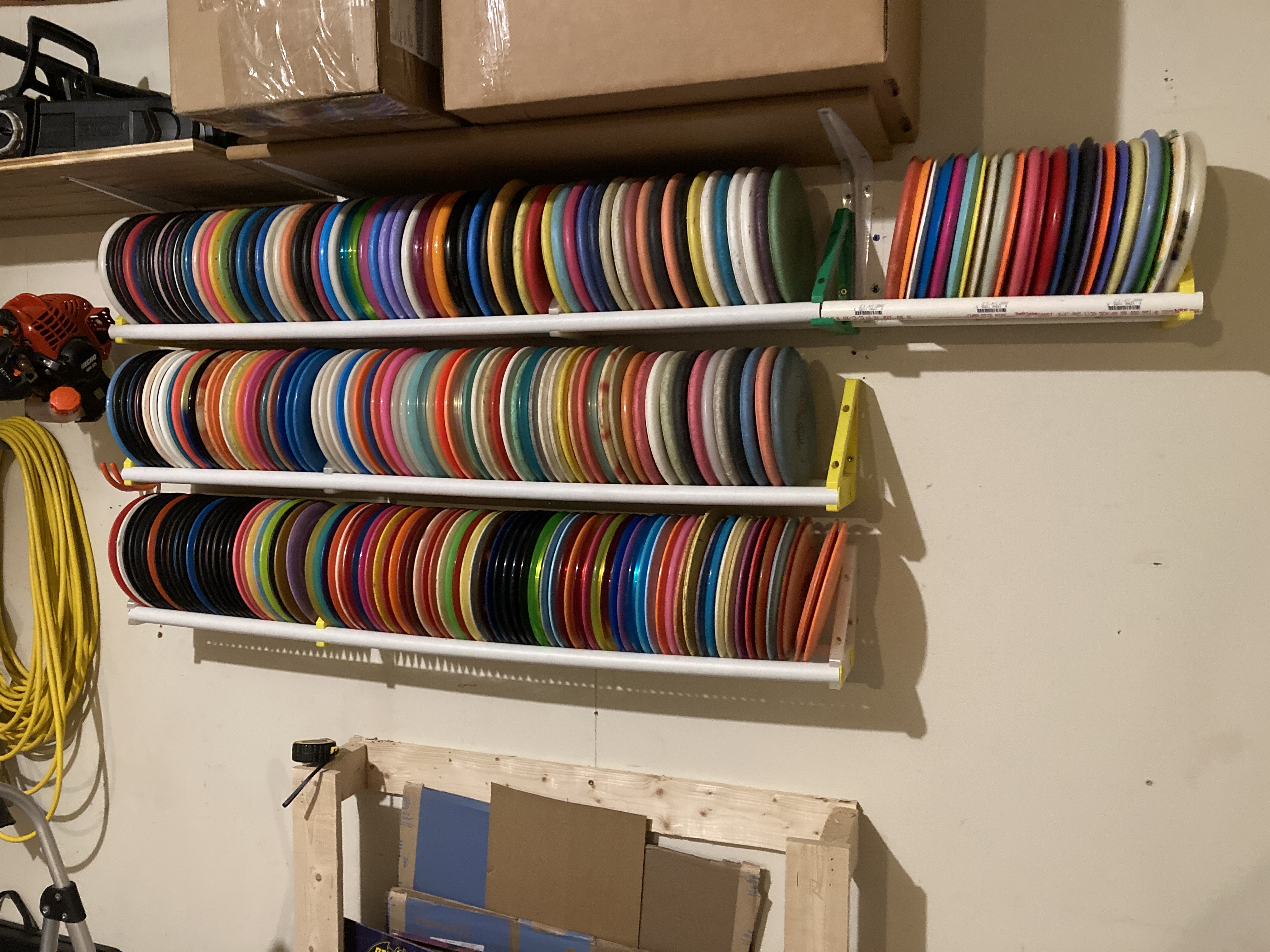 Pvc pipe best sale disc golf rack