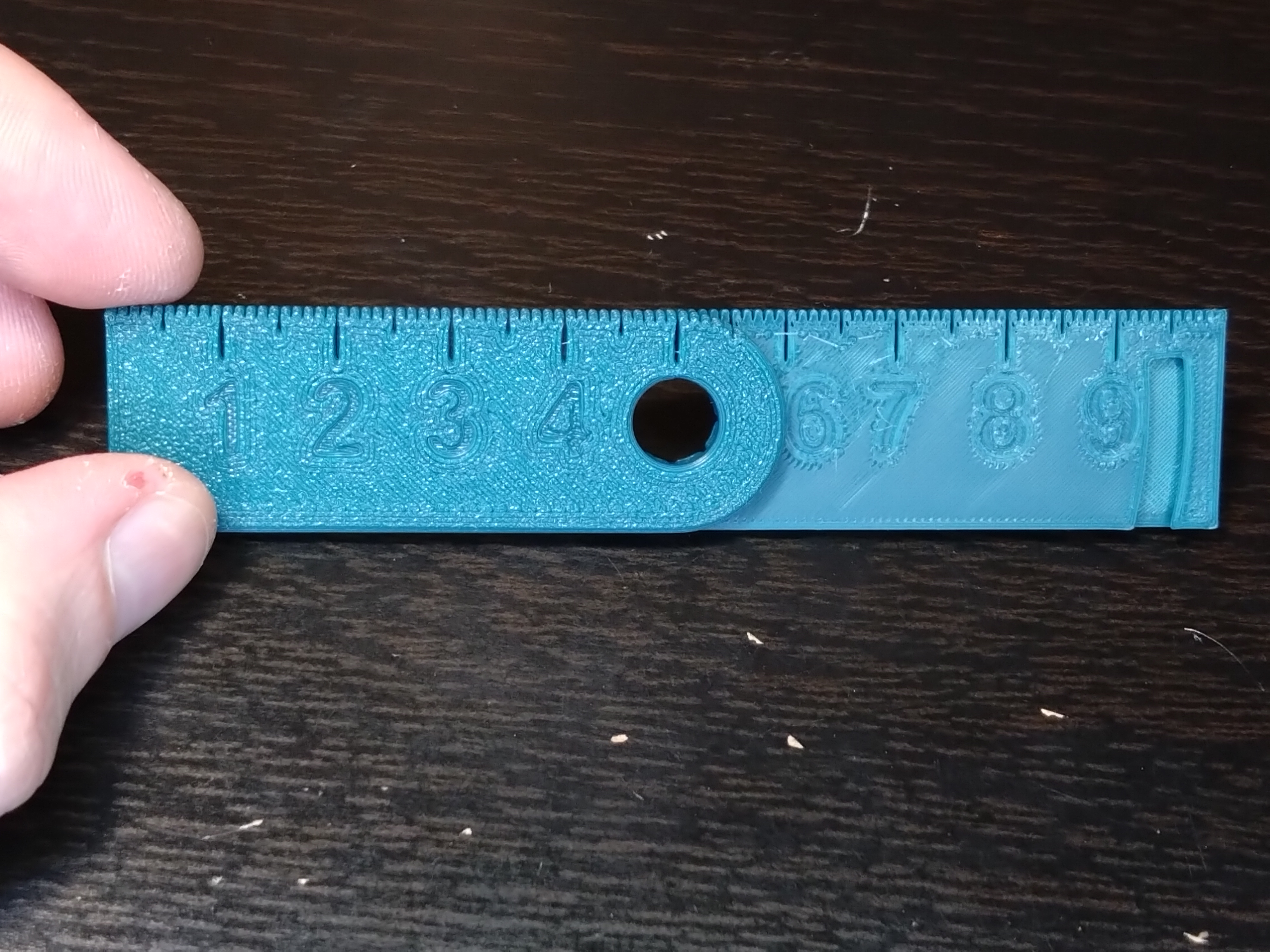 Miniatura 4 do modelo 3D Keychain rule 10cm