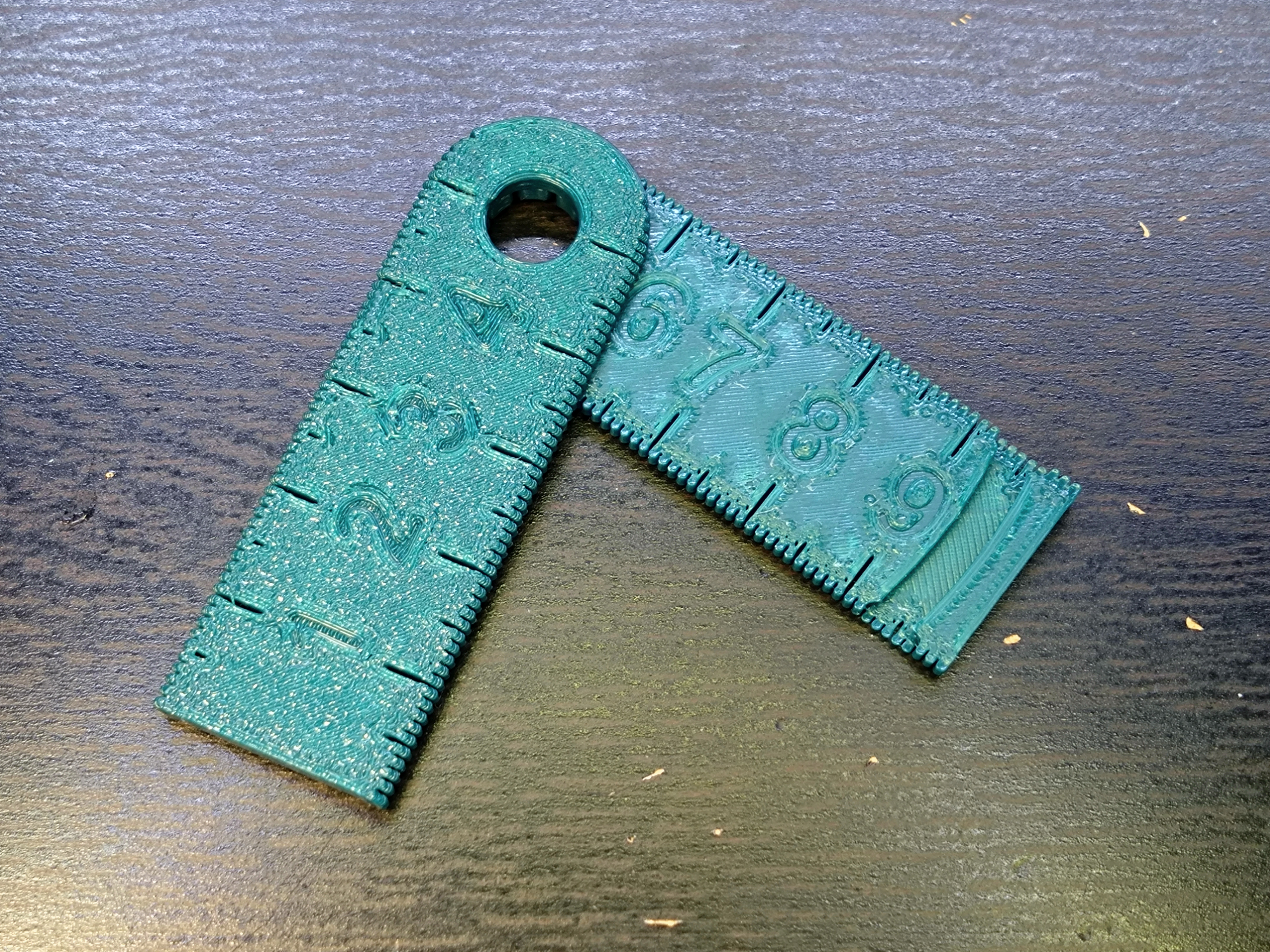 Keychain rule 10cm