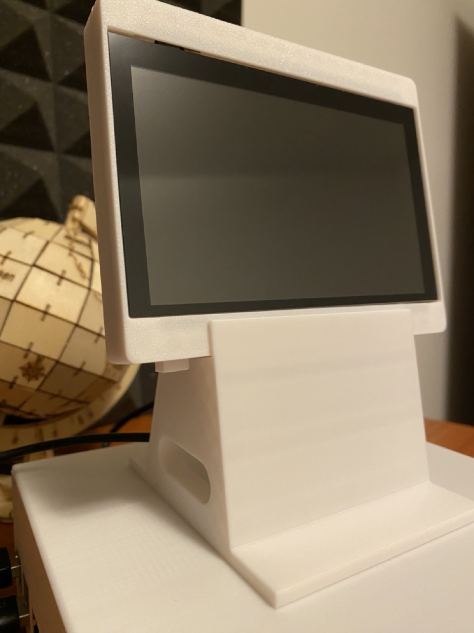 5 inch HDMI display case with stand