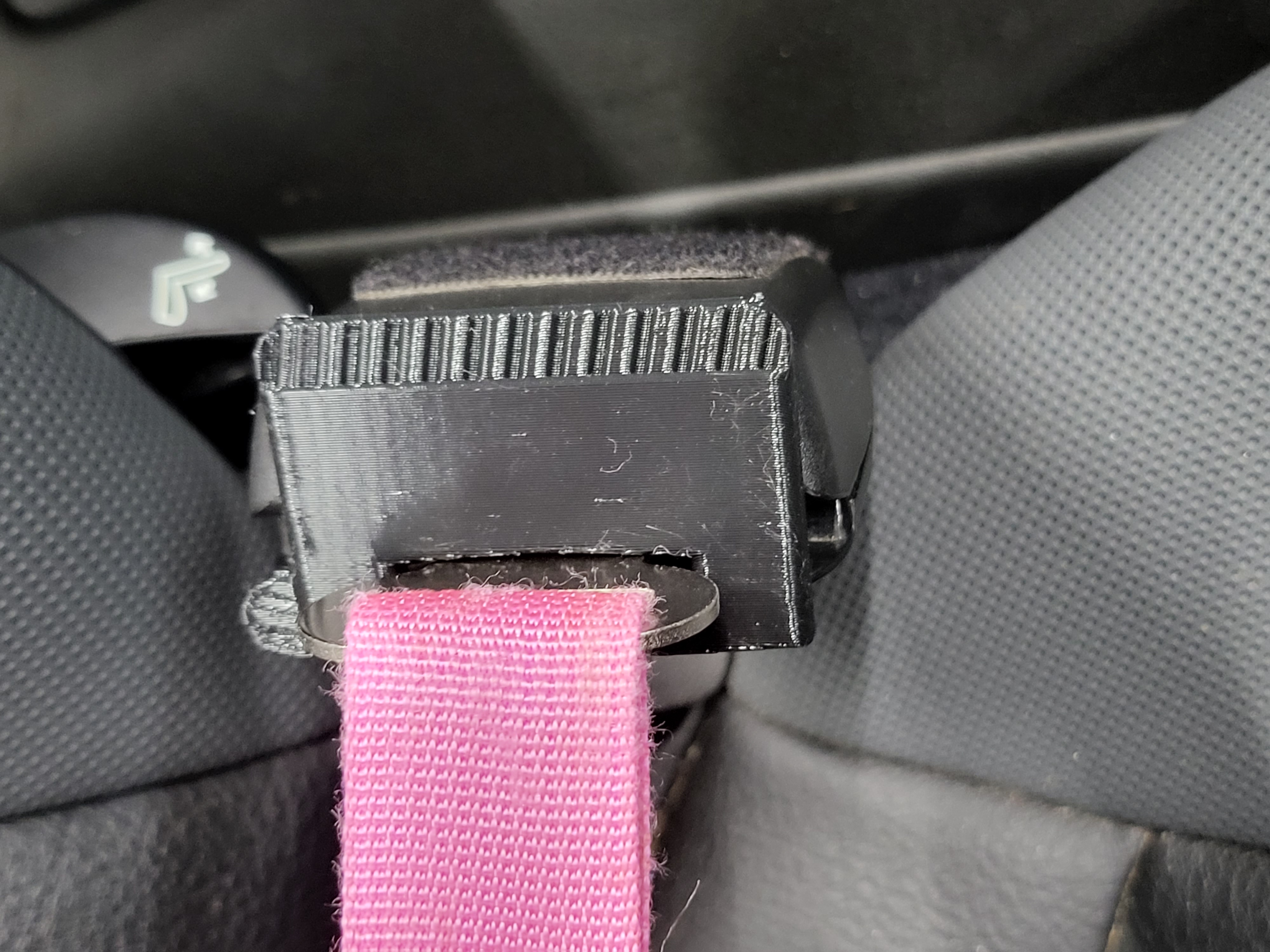 Seatbelt Child Lock Closed Loop by Christopher Rich Download free STL