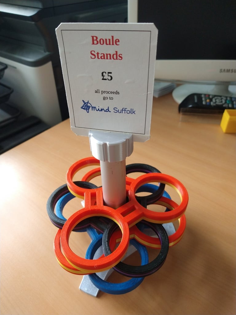 Display for boule stands (or similar items), in OpenSCAD