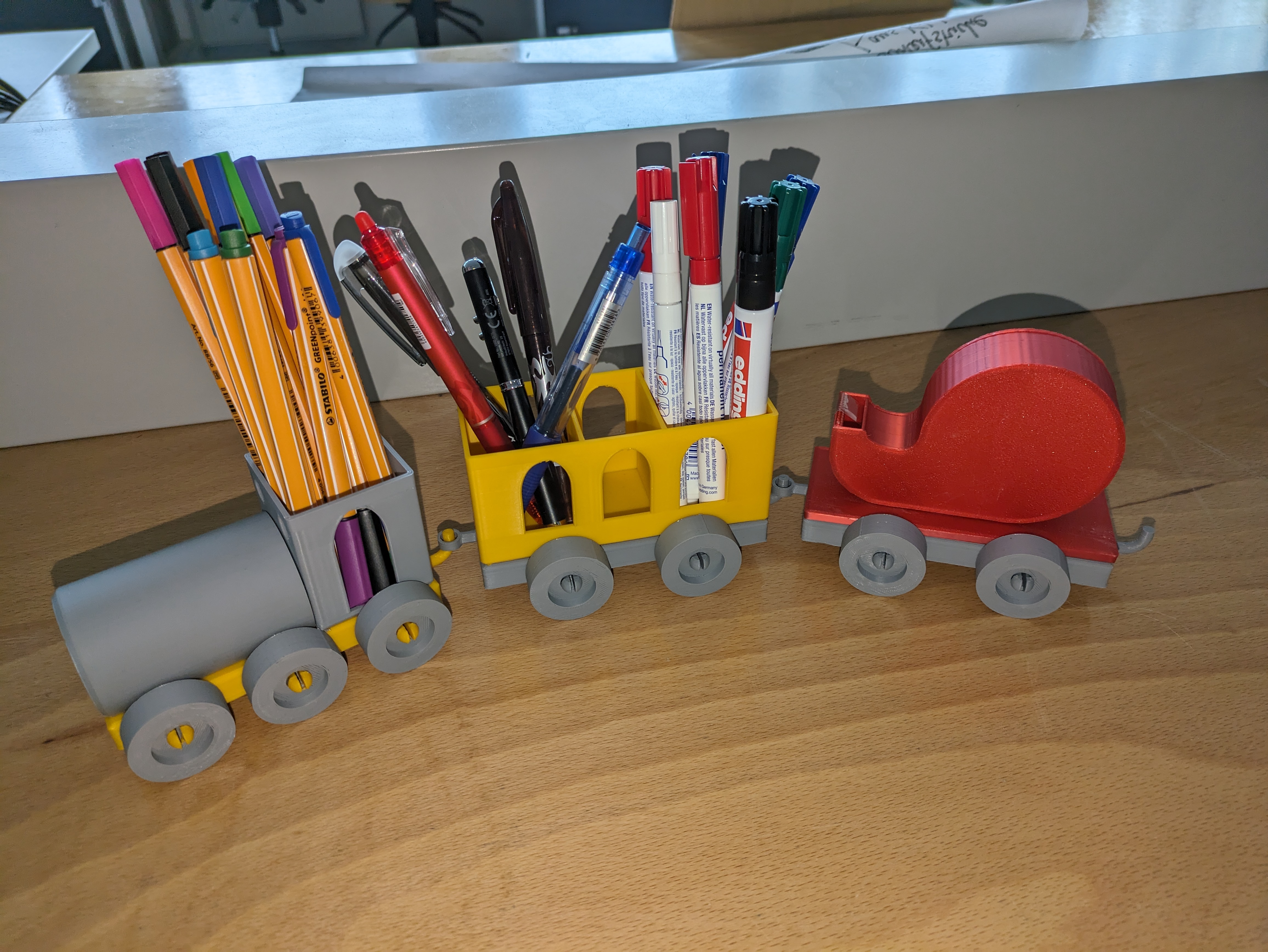 Tesa-Abroller mit Aufsatz für Office Train