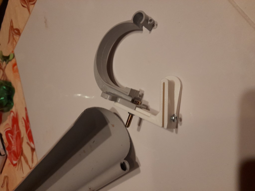 Miniatura 5 do modelo 3D Gutter sets _ various support and brackets