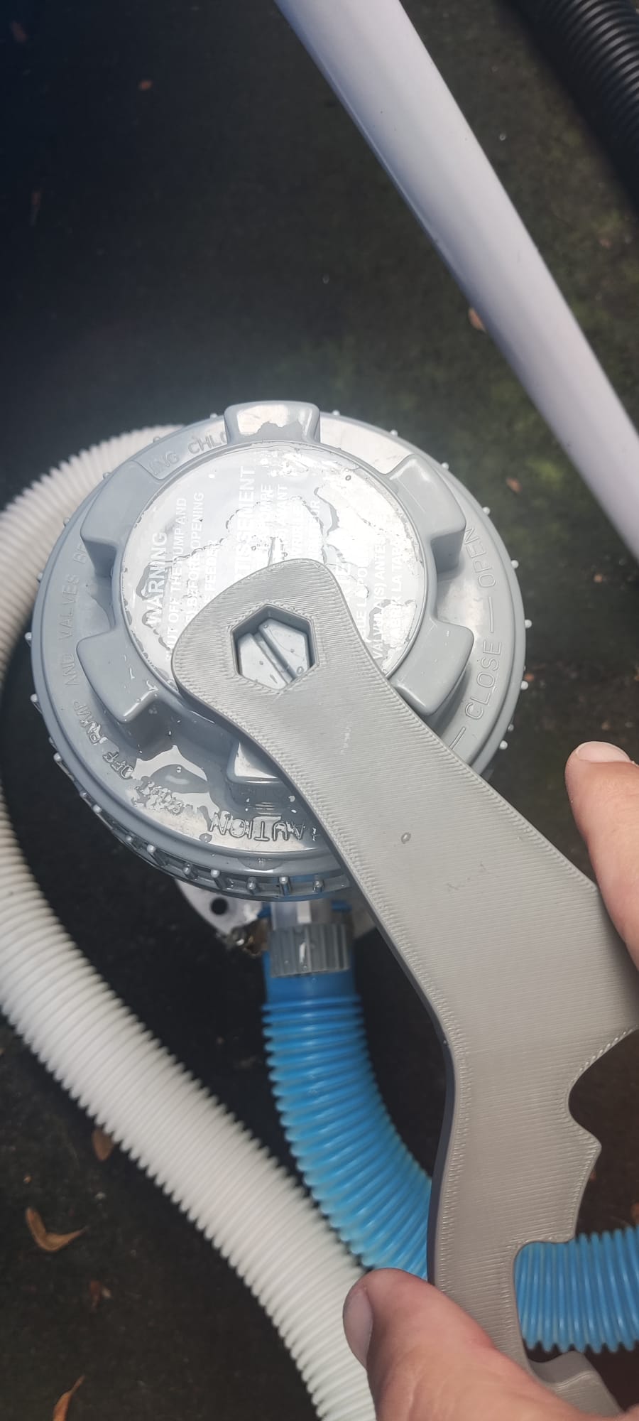 Inline chlorine dispenser opener by TravockMD Download free STL model