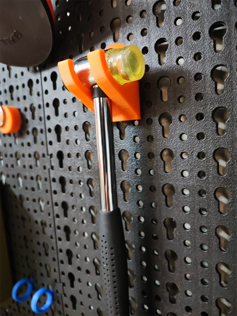 Hammer holder for Lidl Pegboard
