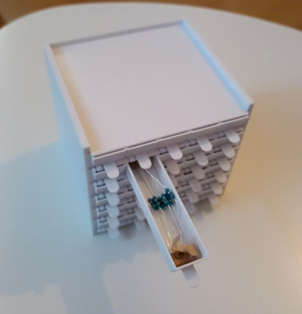 Tiny drawers