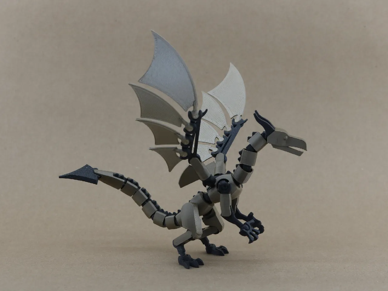 Dragon action figure by soozafone | Download STL model