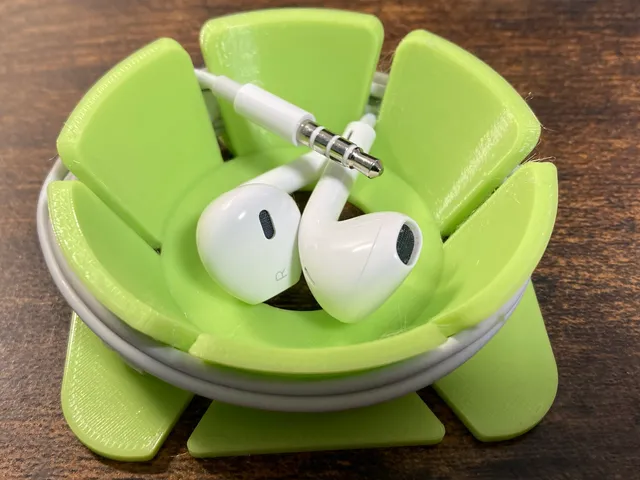 Smart earphone cable holder