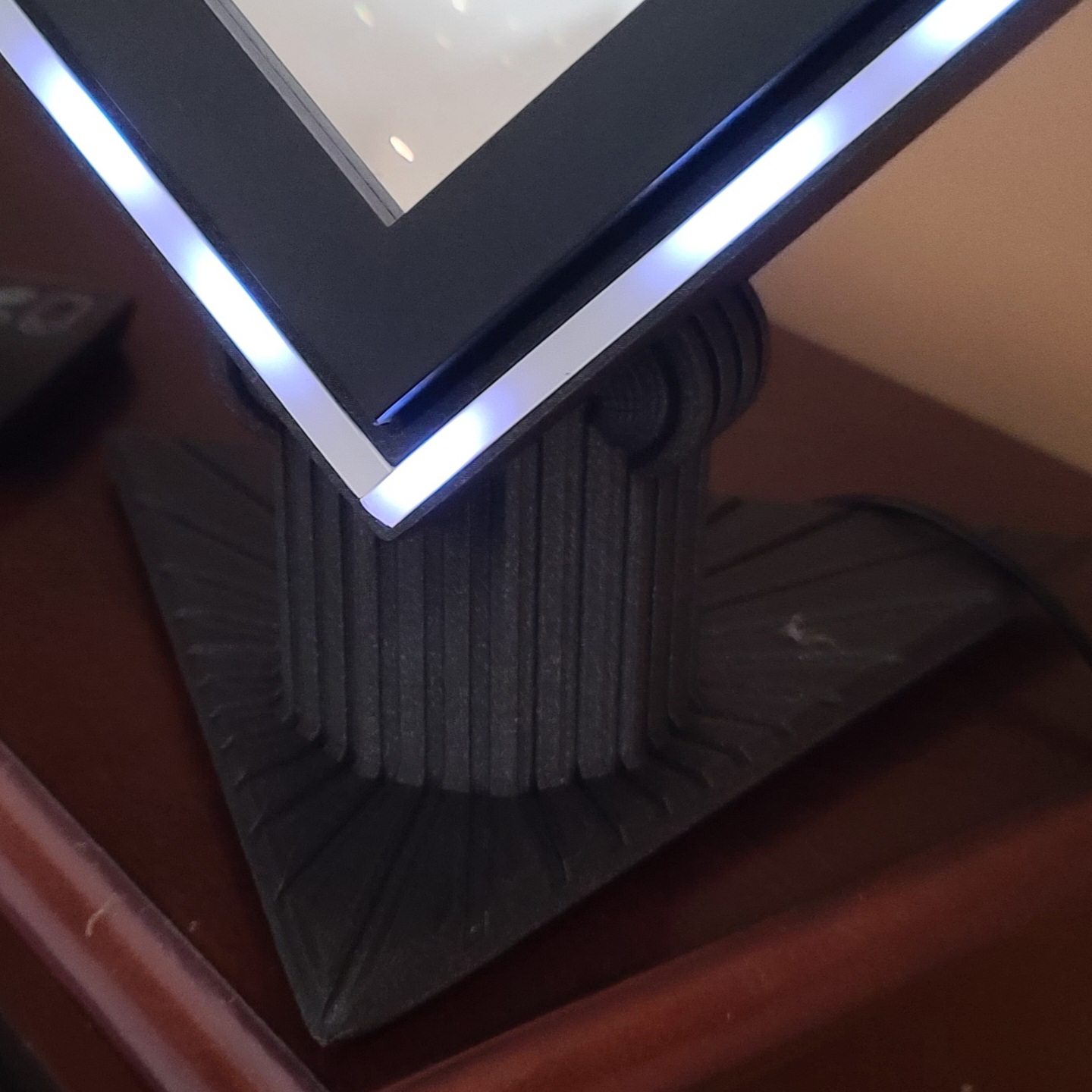 Miniatura 2 do modelo 3D Infinity Mirror Stand (LED Light Up)