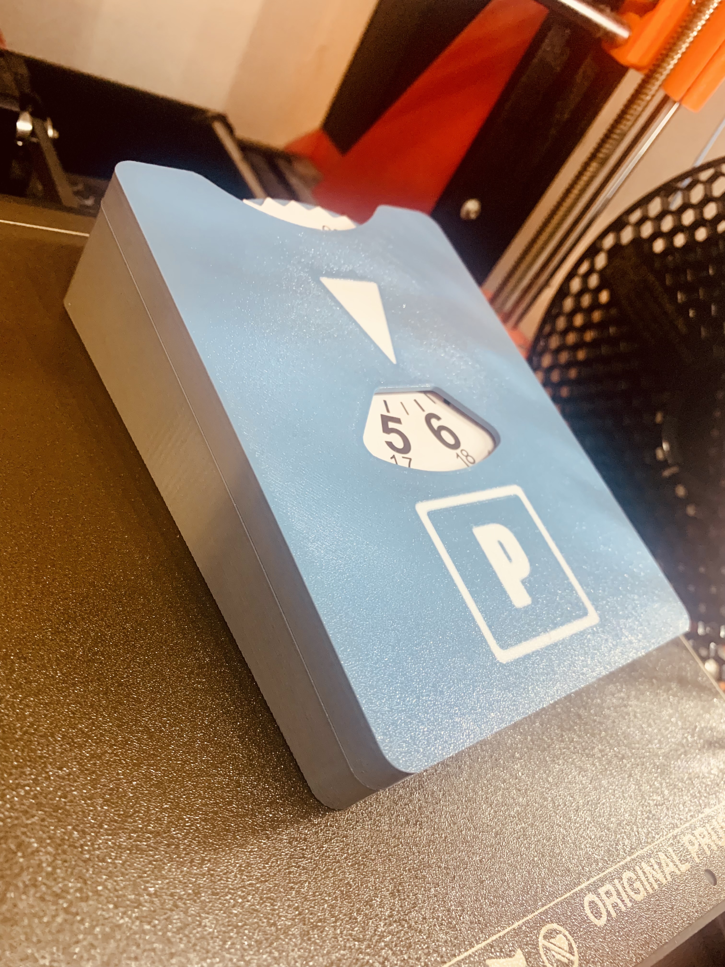 Battery-powered Parking Disc / Parking Clock