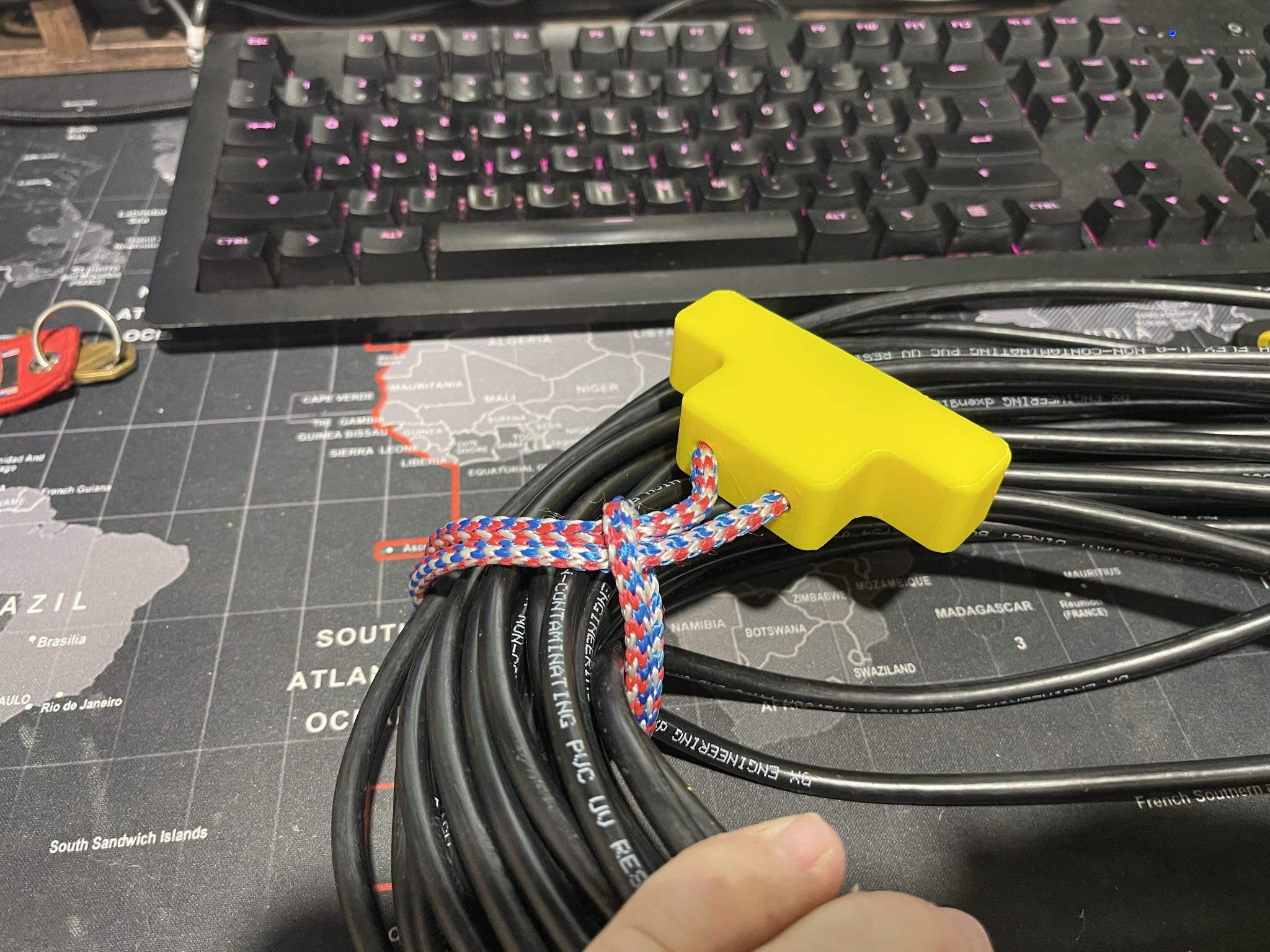 Cable or rope bundle tie-up