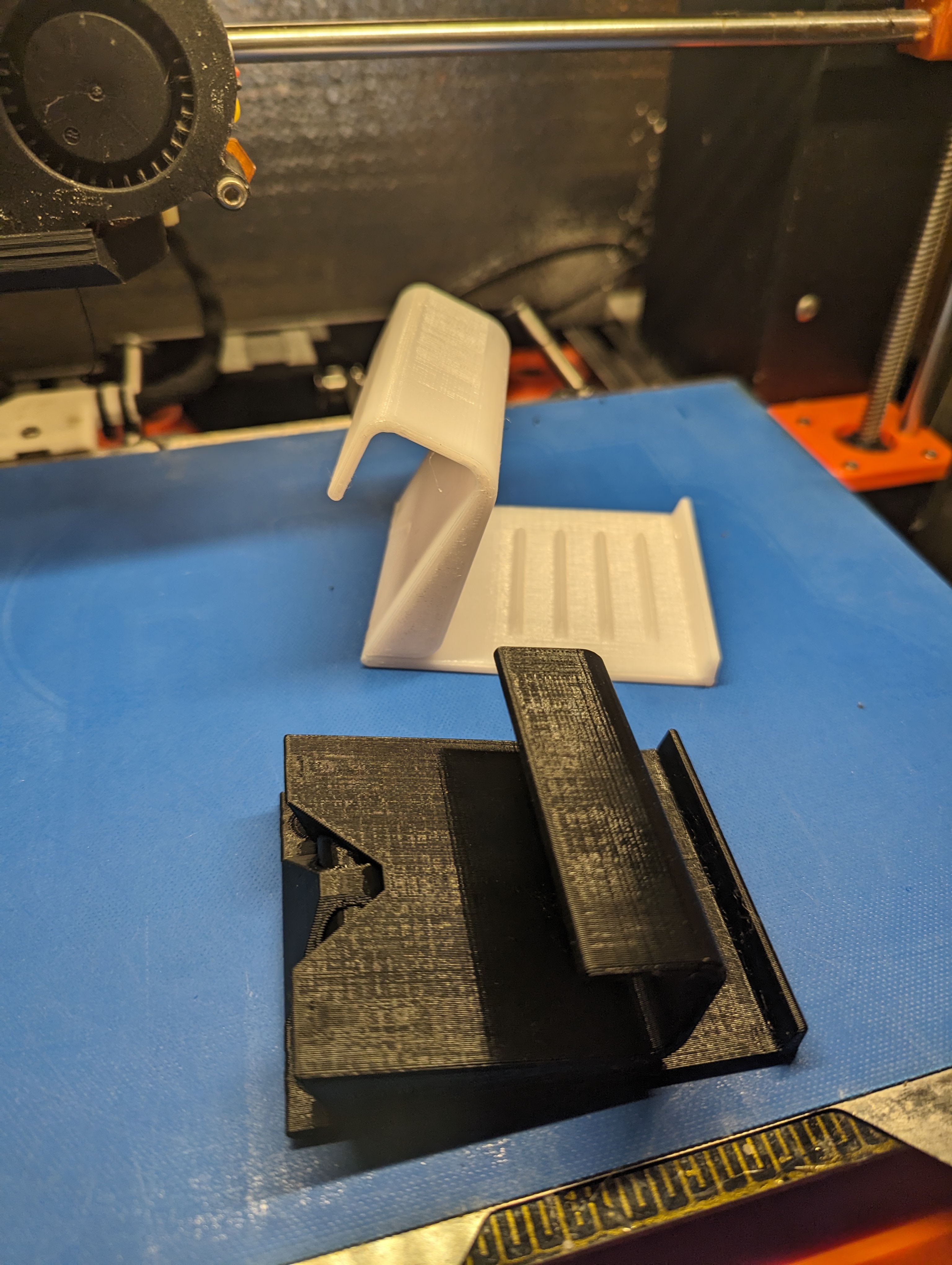 Airplane Phone Holder 8x3mm magnets 3D model thumbnail