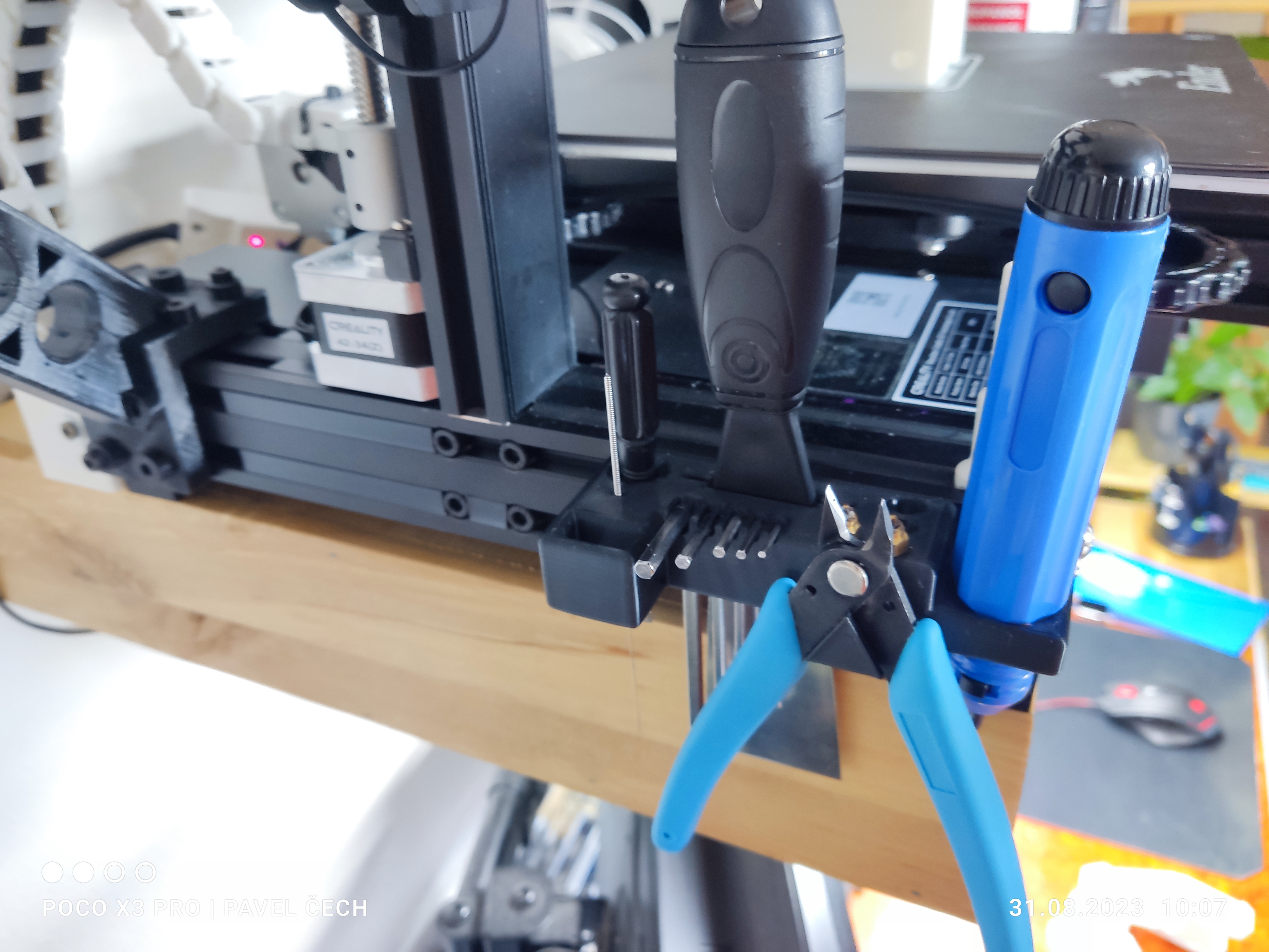 Ender 3 V2 Neo tool holder