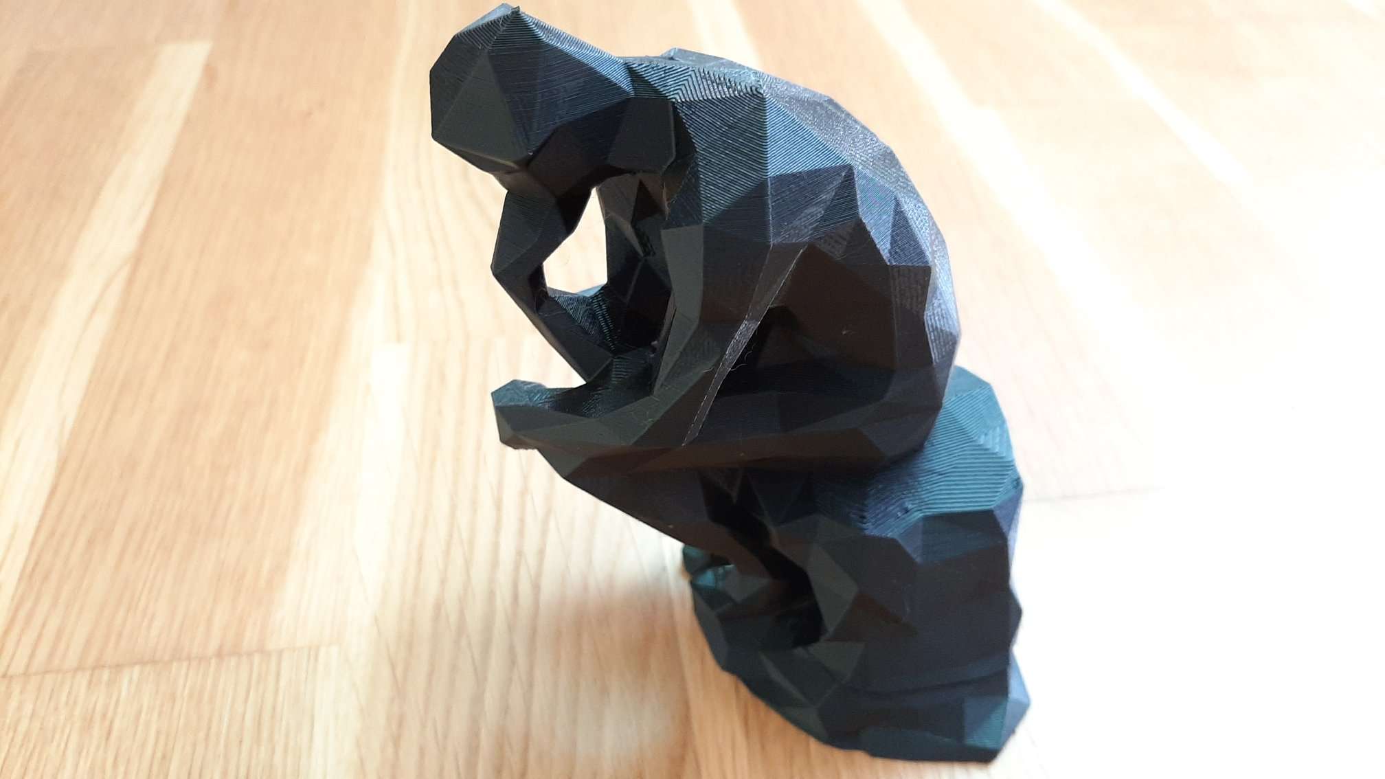 Miniatura 9 do modelo 3D Low Poly The Thinker