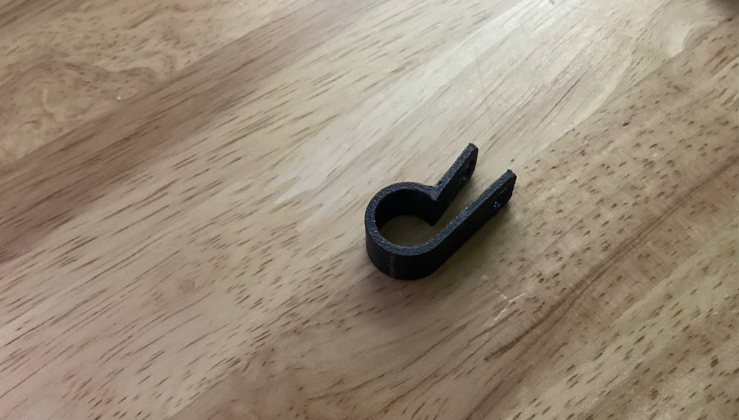 Miniatura 2 do modelo 3D Simple Wire Clip
