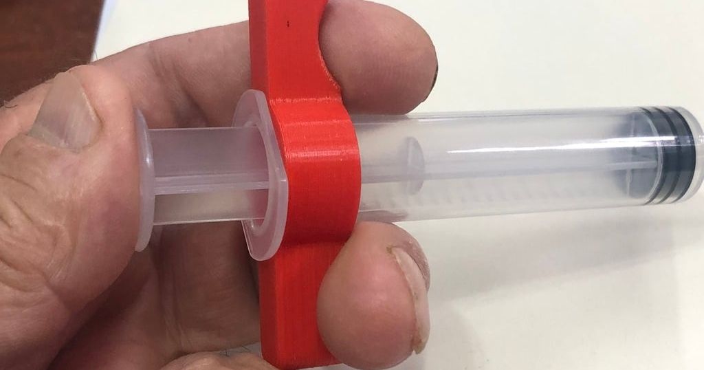 Syringe Helper by Gordyt47 Download free STL model
