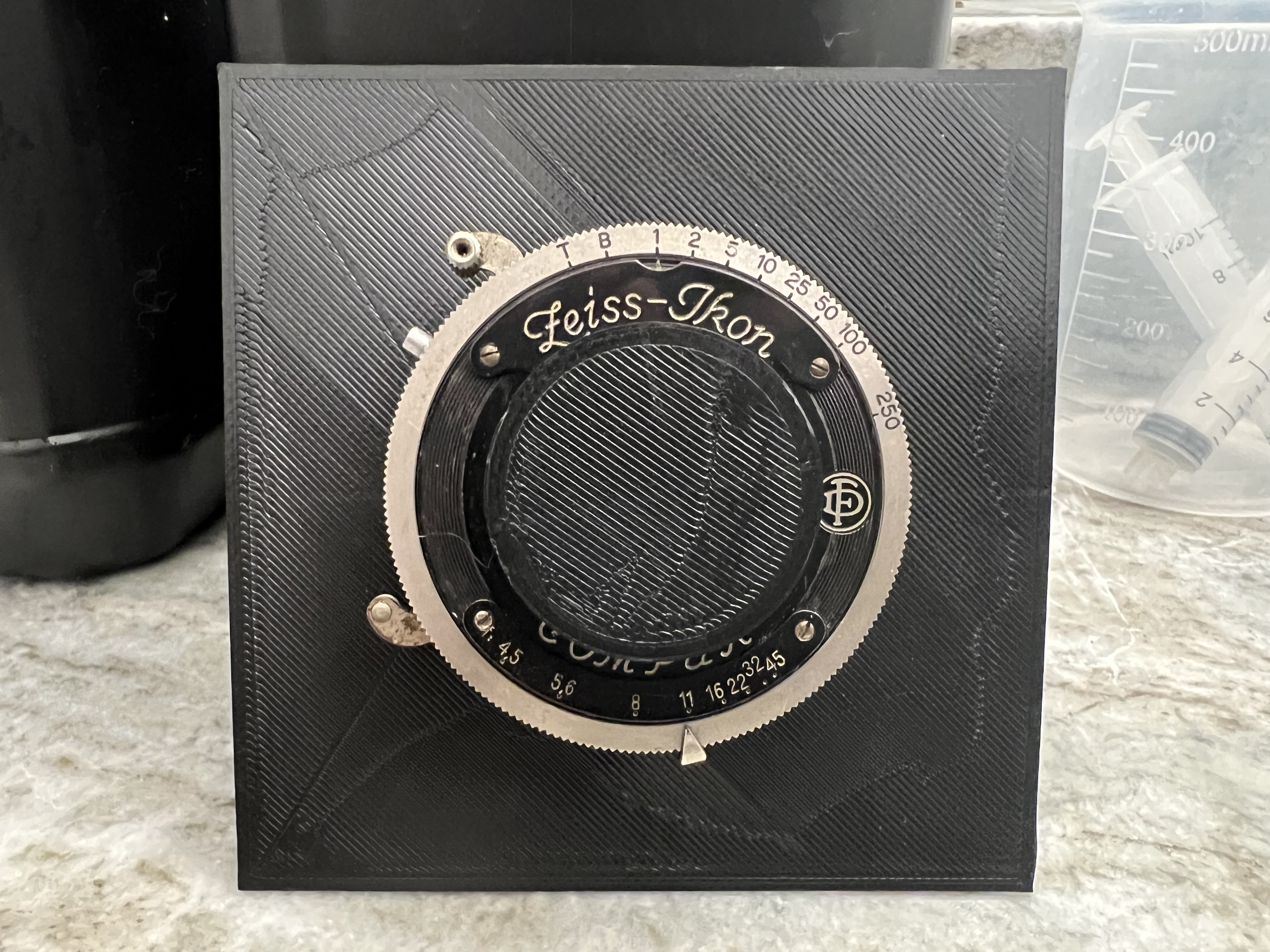 Graflex Zeiss Ikon Tessar 120mm f4.5 Lens caps