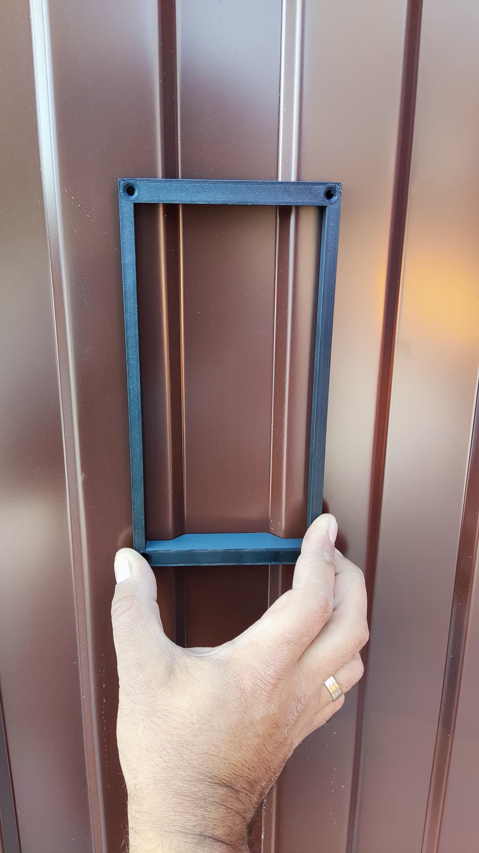 Fastening for coordinate on-door speakerphone METAKOM MK2012-RFE