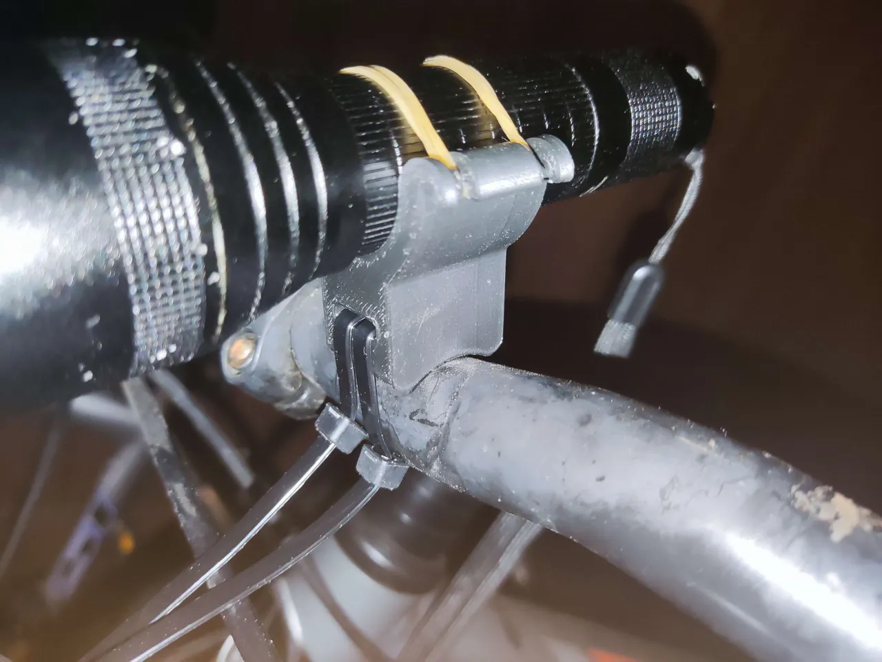 Diy flashlight bike online mount