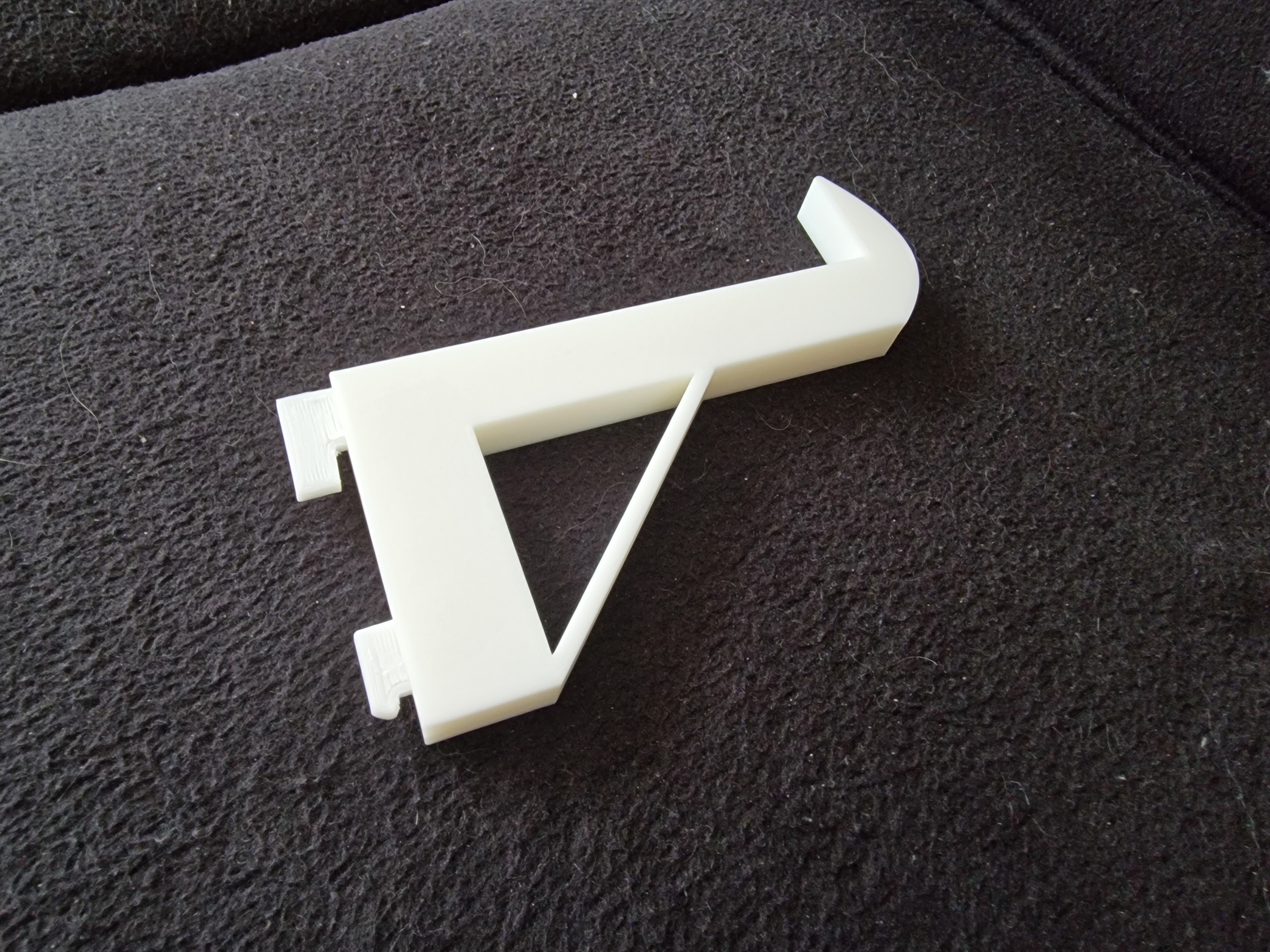 Miniatura 2 do modelo 3D Rail mounting system hook