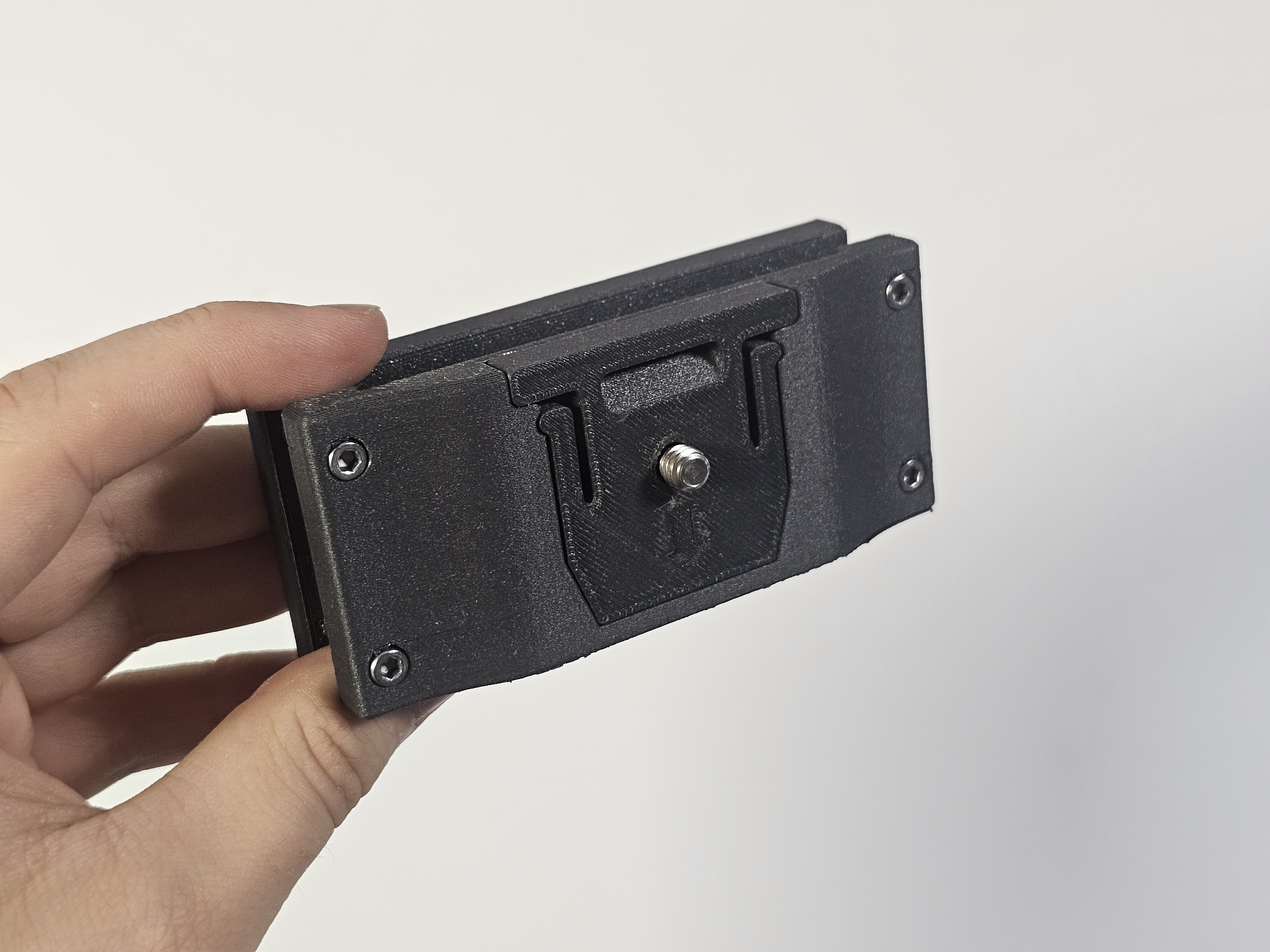 Miniatura 9 do modelo 3D Camera Backpack Clip