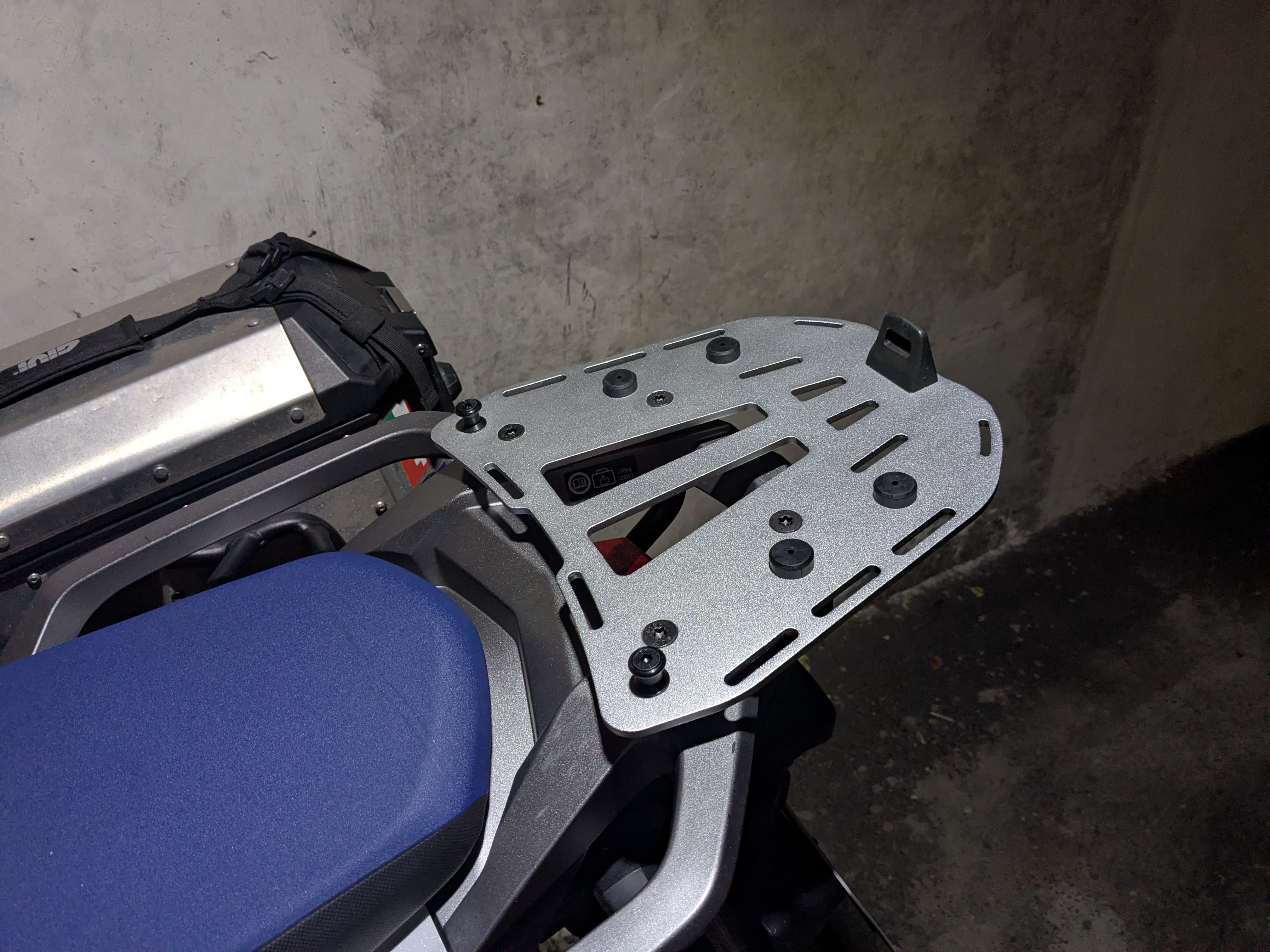 CRF1000 Africa Twin 2018 Givi Top Box Plate