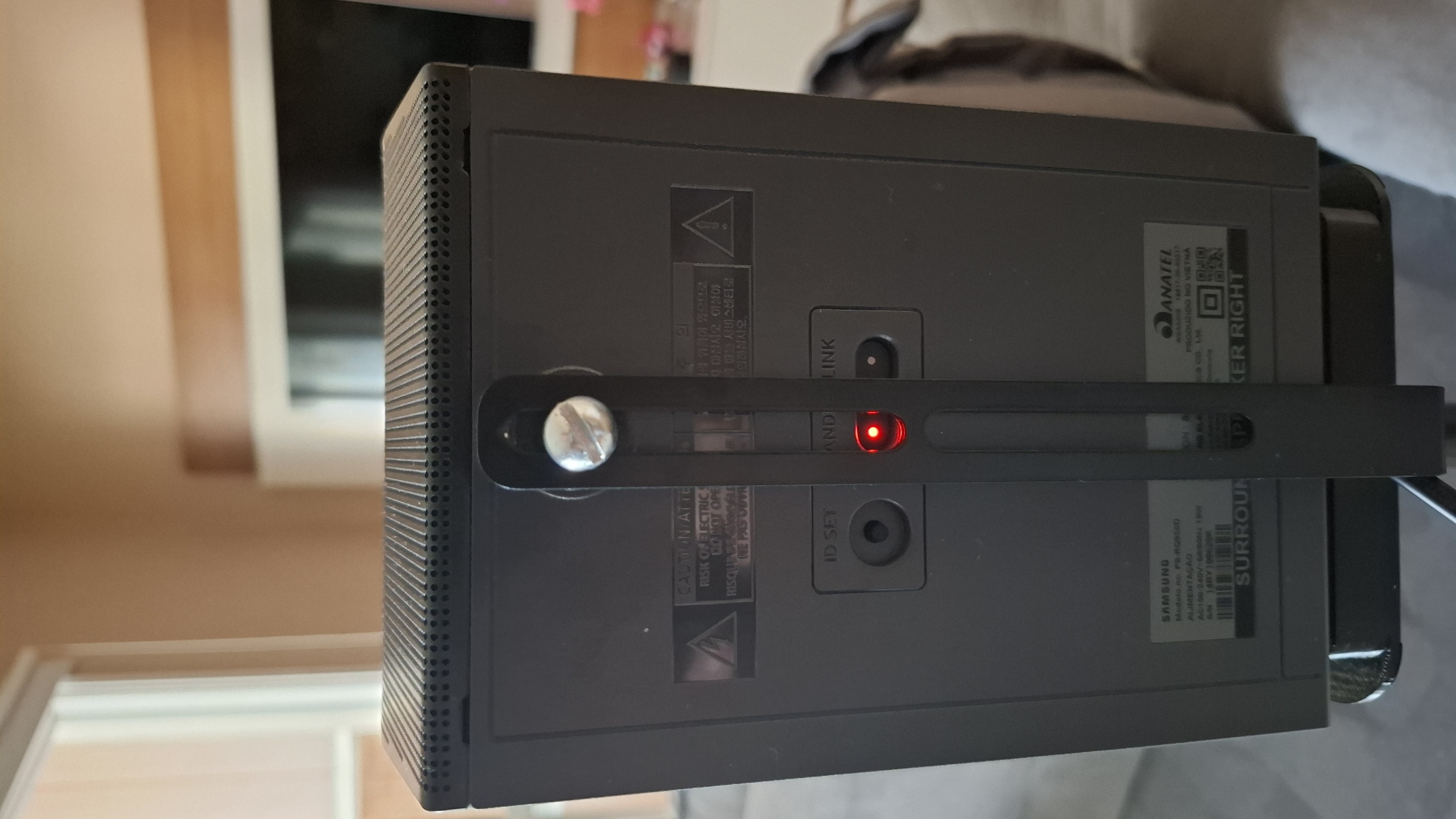 SAMSUNG Q Series Soundbar Rear Speakers Stand