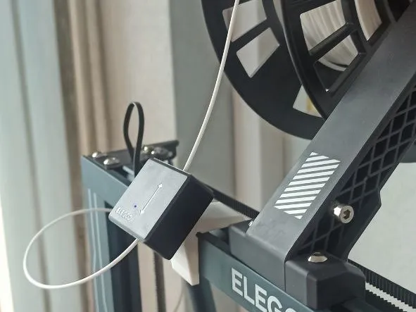 Filament sensor mount