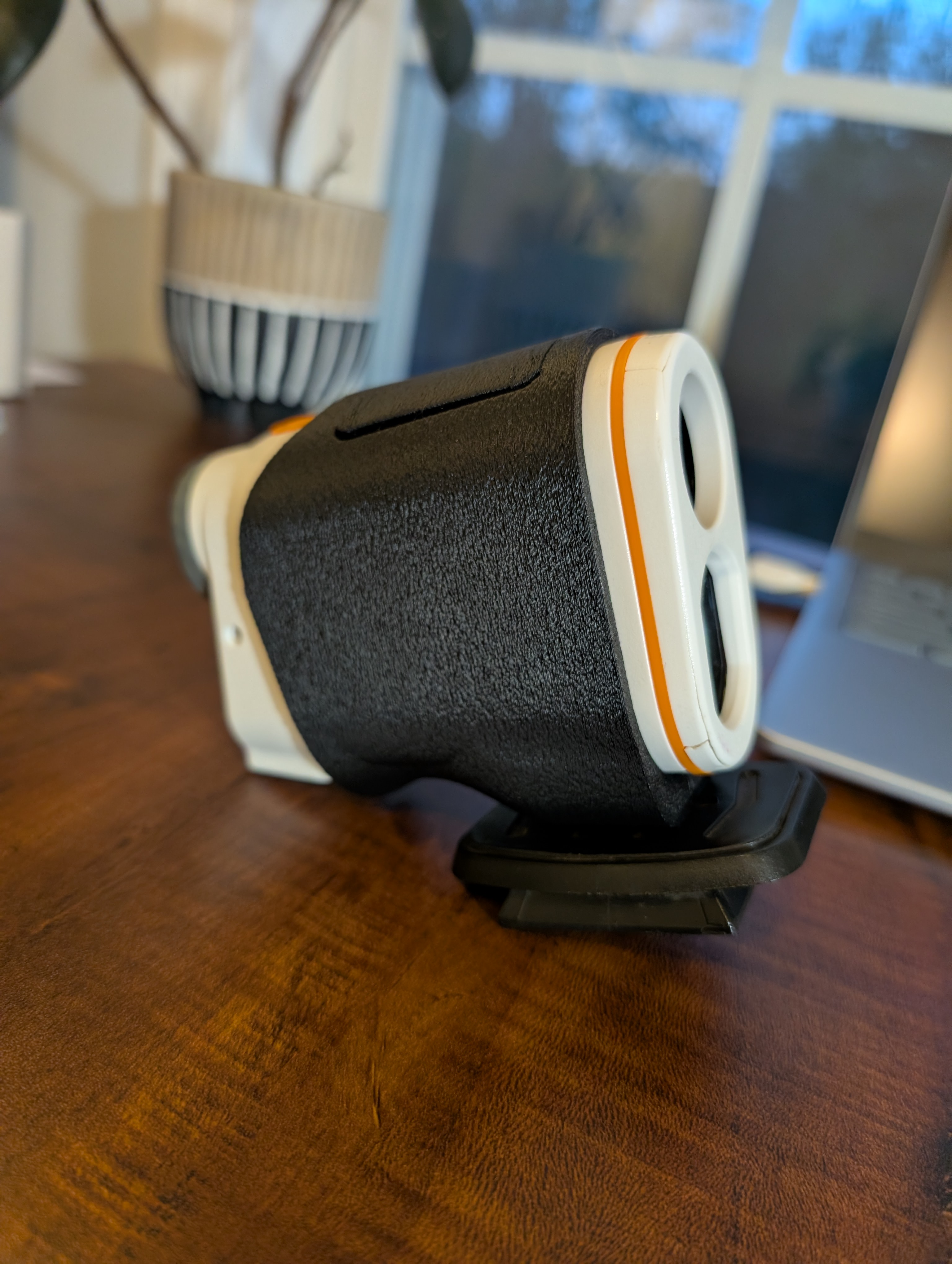 Bushnell Edge Tripod Mount/Case  (1/4-20  Thread) V1