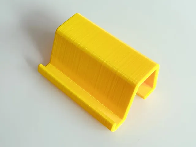 iPhone Plus Stand
